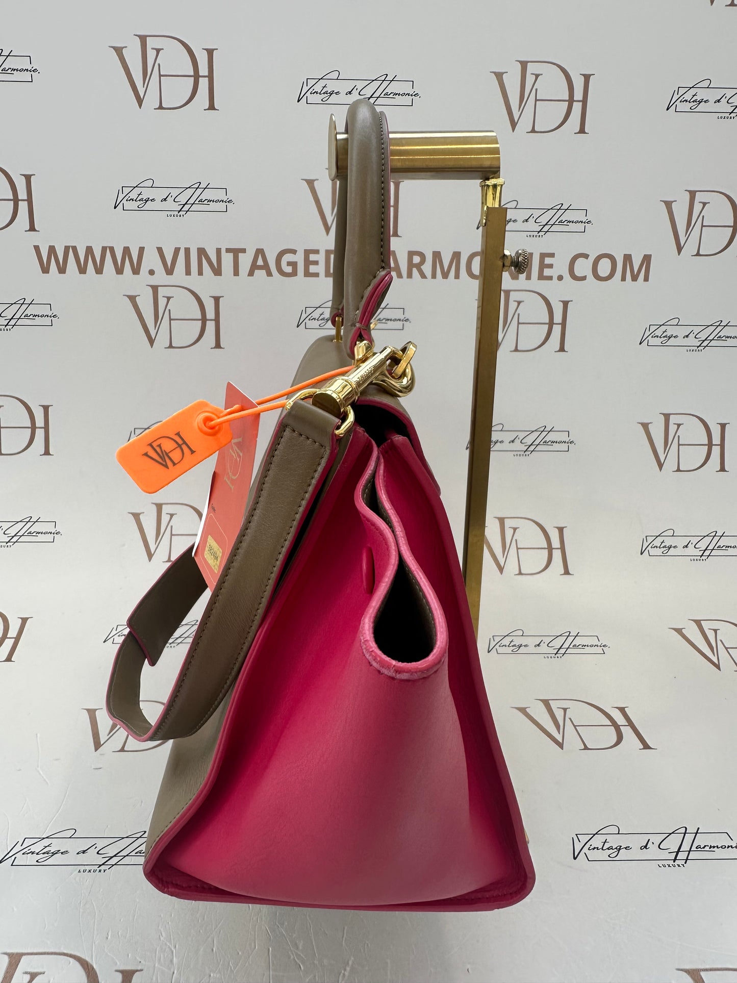 382494 - Céline Trapeze