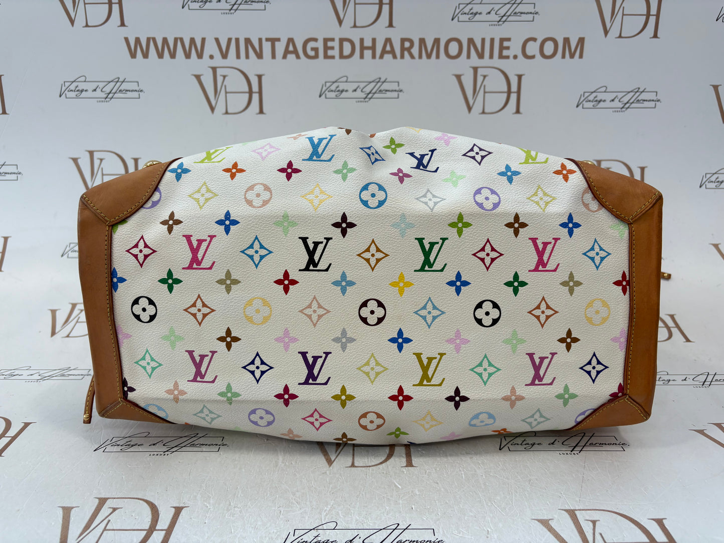 018571 - Louis Vuitton Multicolor Ursula