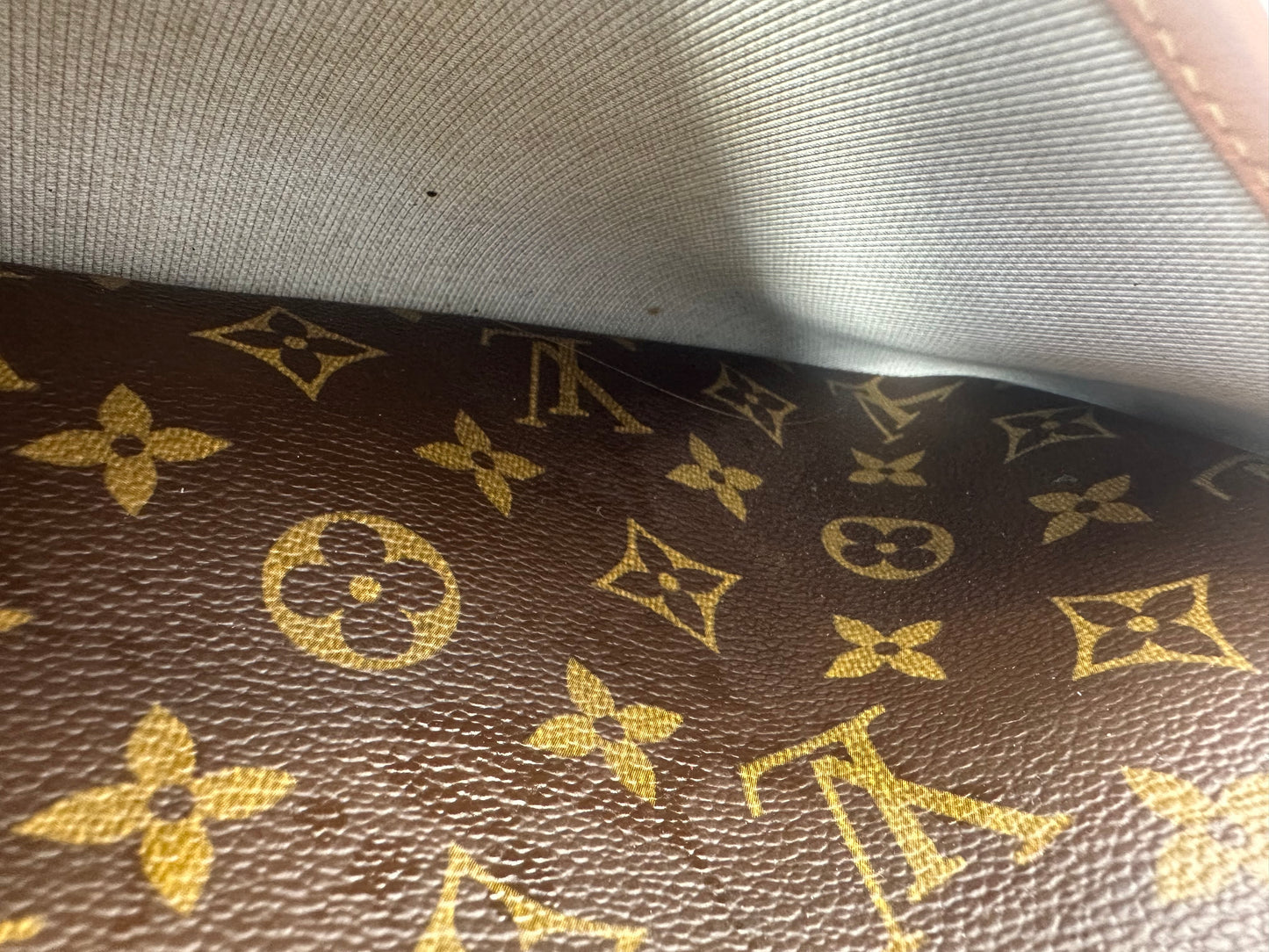 Louis Vuitton Trouville