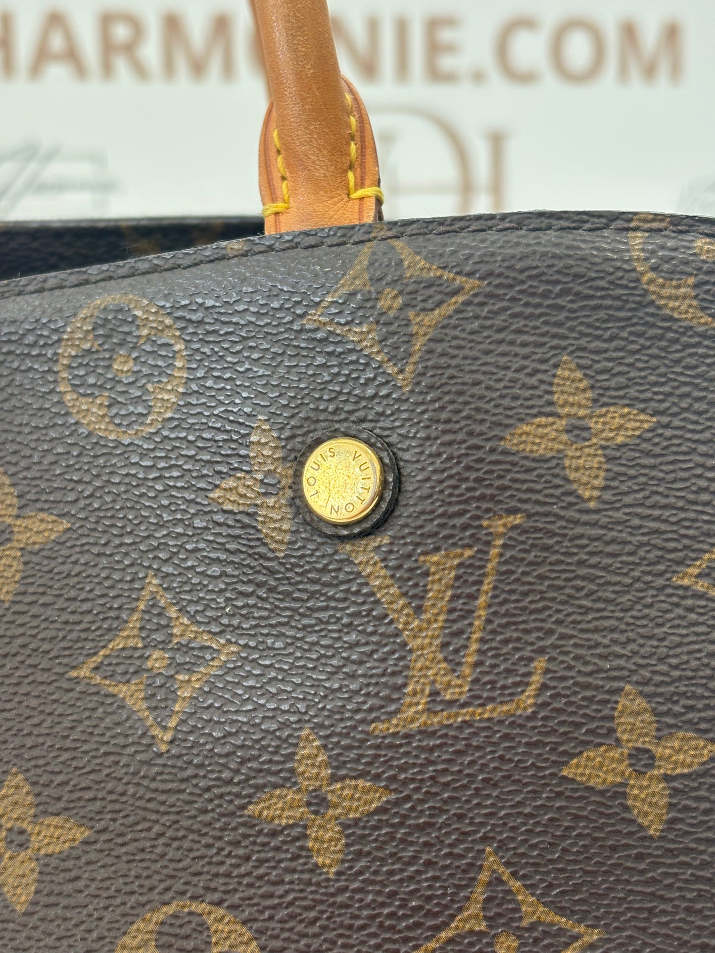 384100 - Louis Vuitton Montaigne
