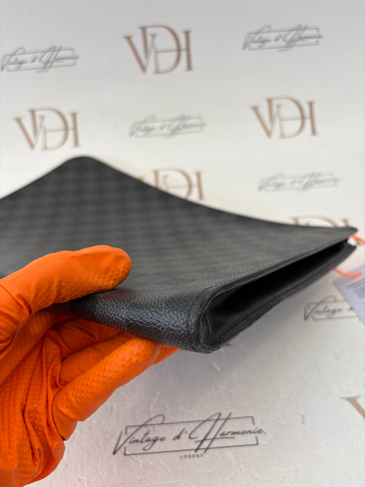 383995 - Louis Vuitton Pochette Jour