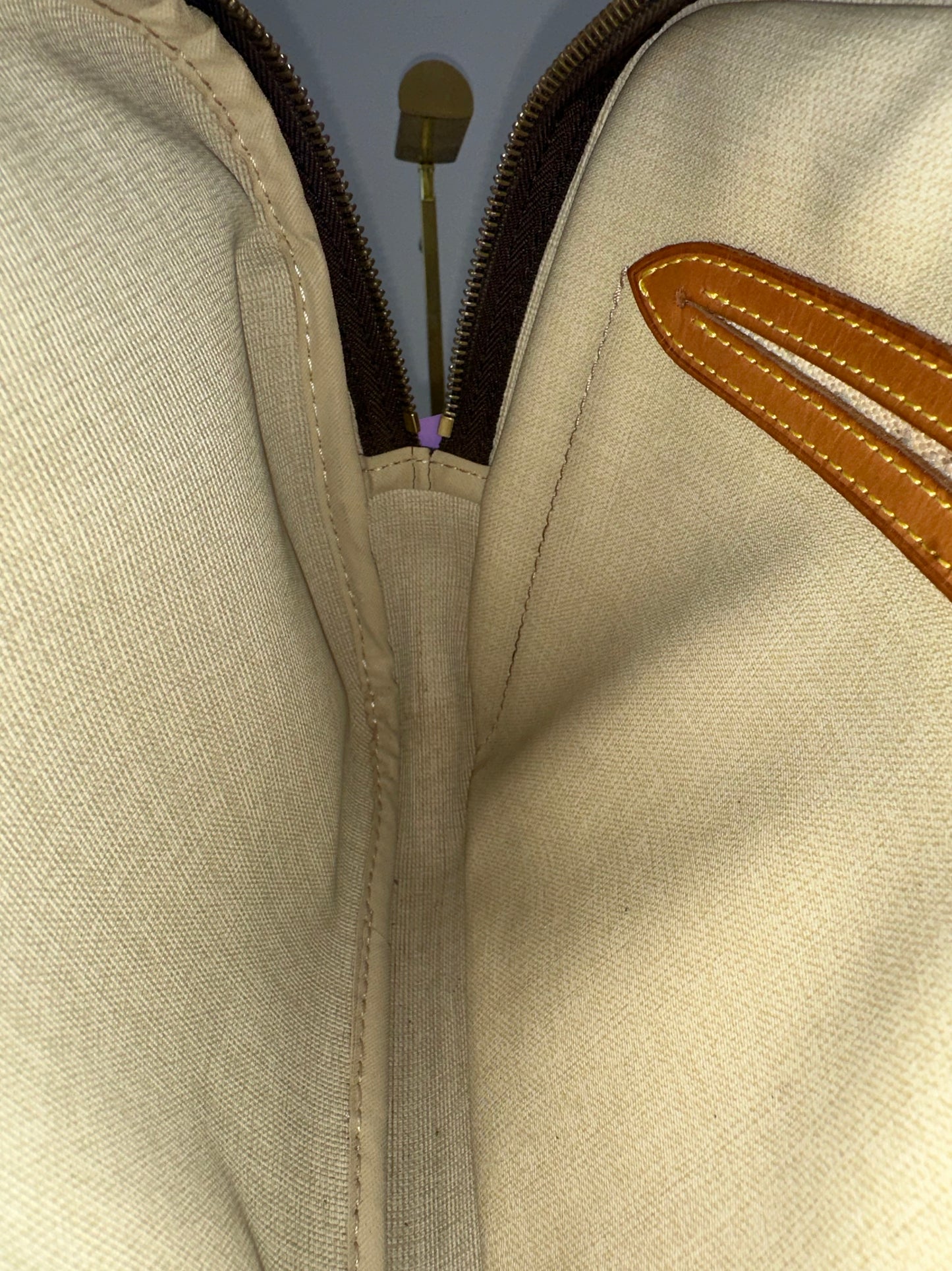 Louis Vuitton Reporter PM