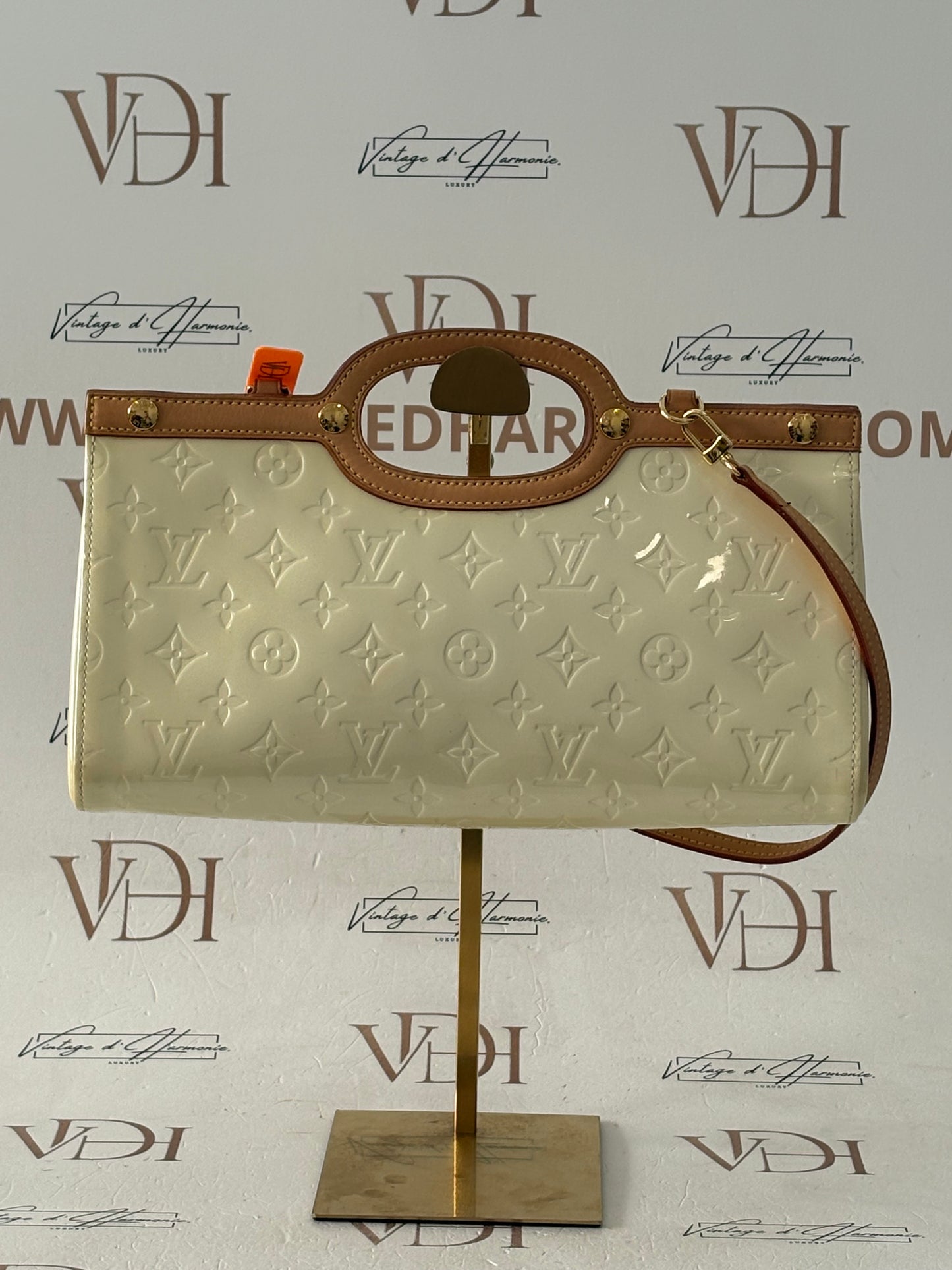 017333 - Louis Vuitton Vernis Roxbury Drive