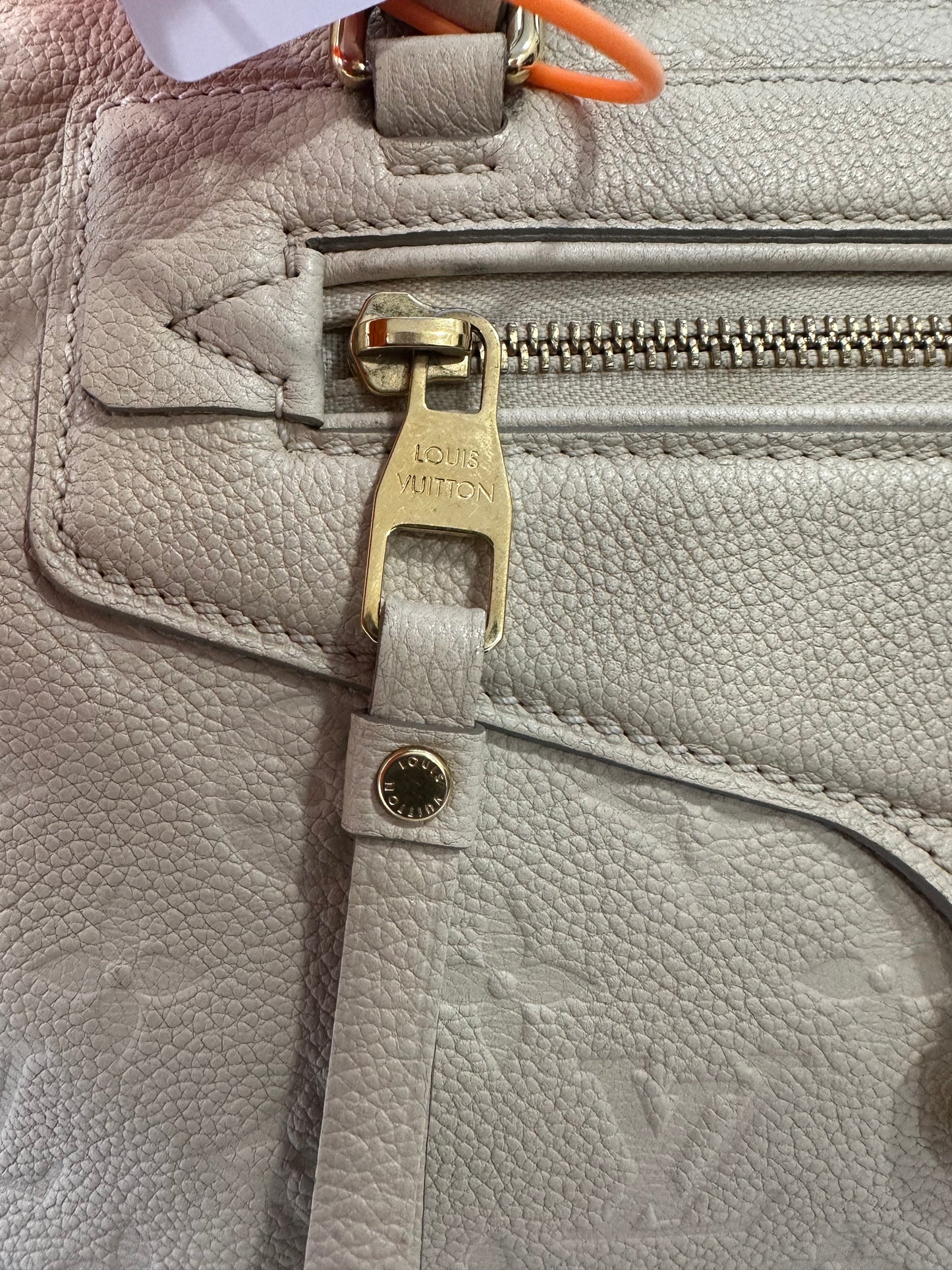 382893 - Louis Vuitton Lumineuse