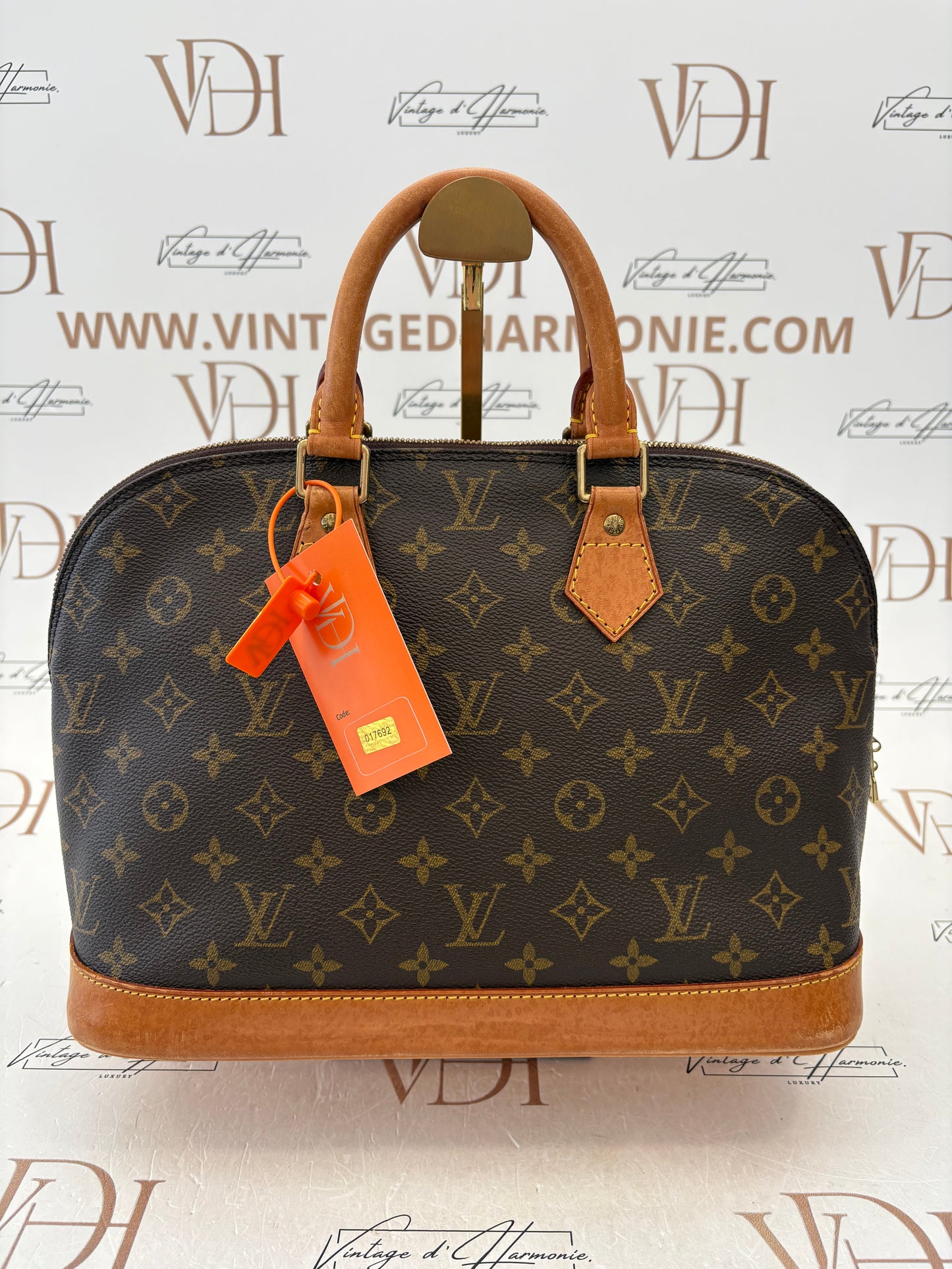017692 - Louis Vuitton Alma