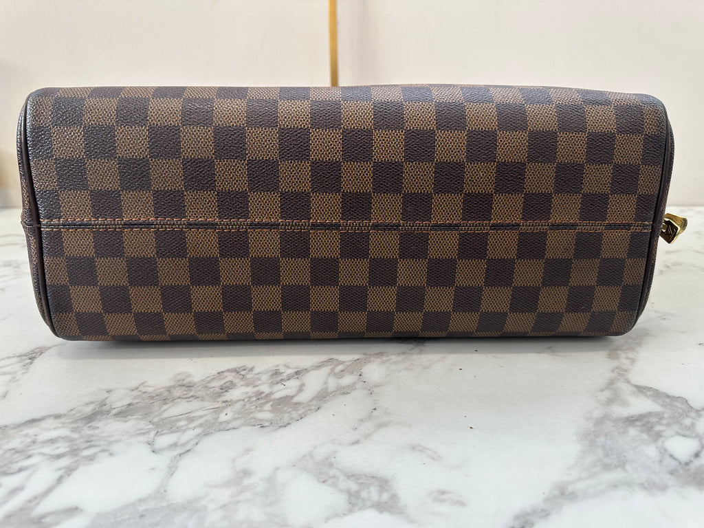 Louis Vuitton Damier Nolita