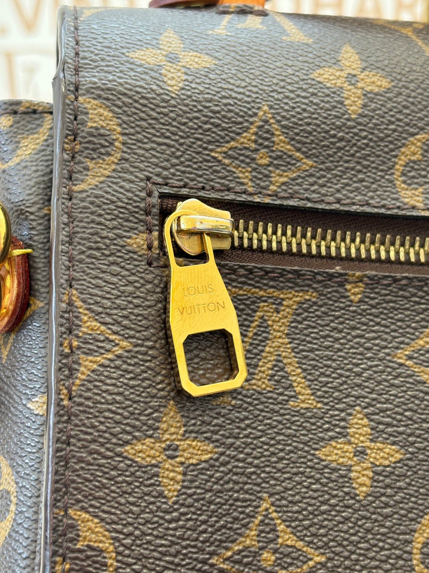 383772 - Louis Vuitton Metis