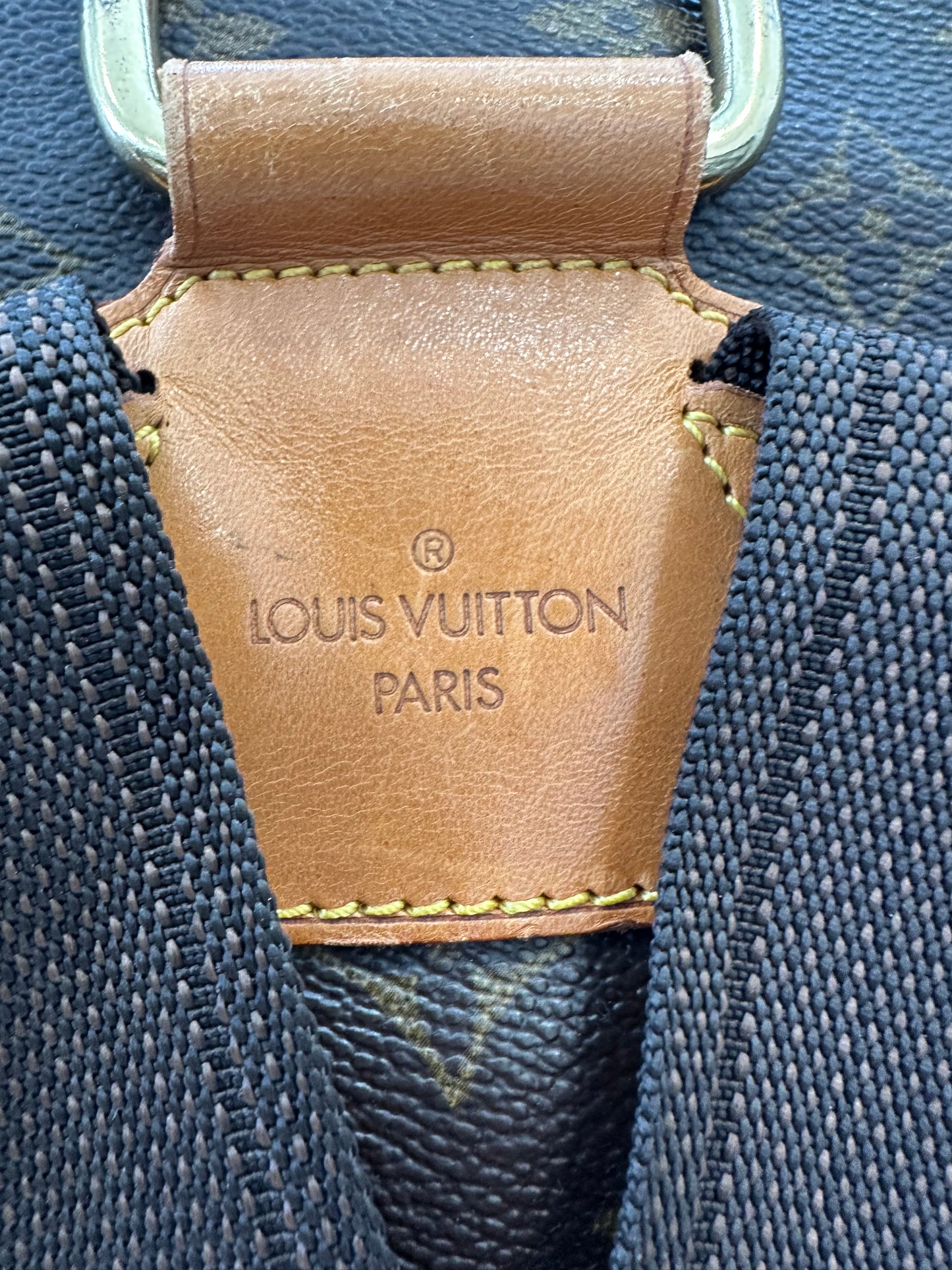 017819 - Louis Vuitton Montsouris GM