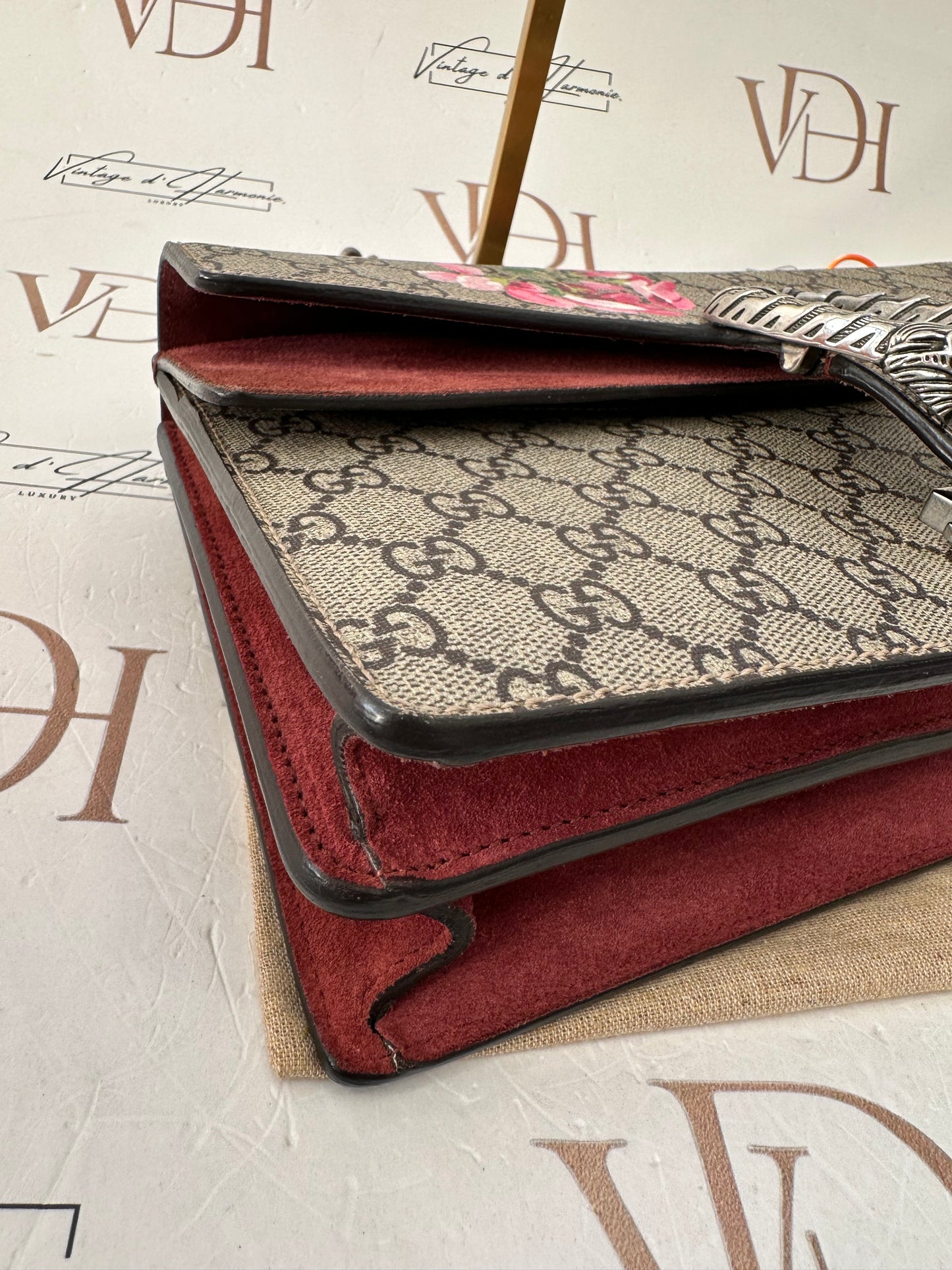 102635 - Gucci Dionysus