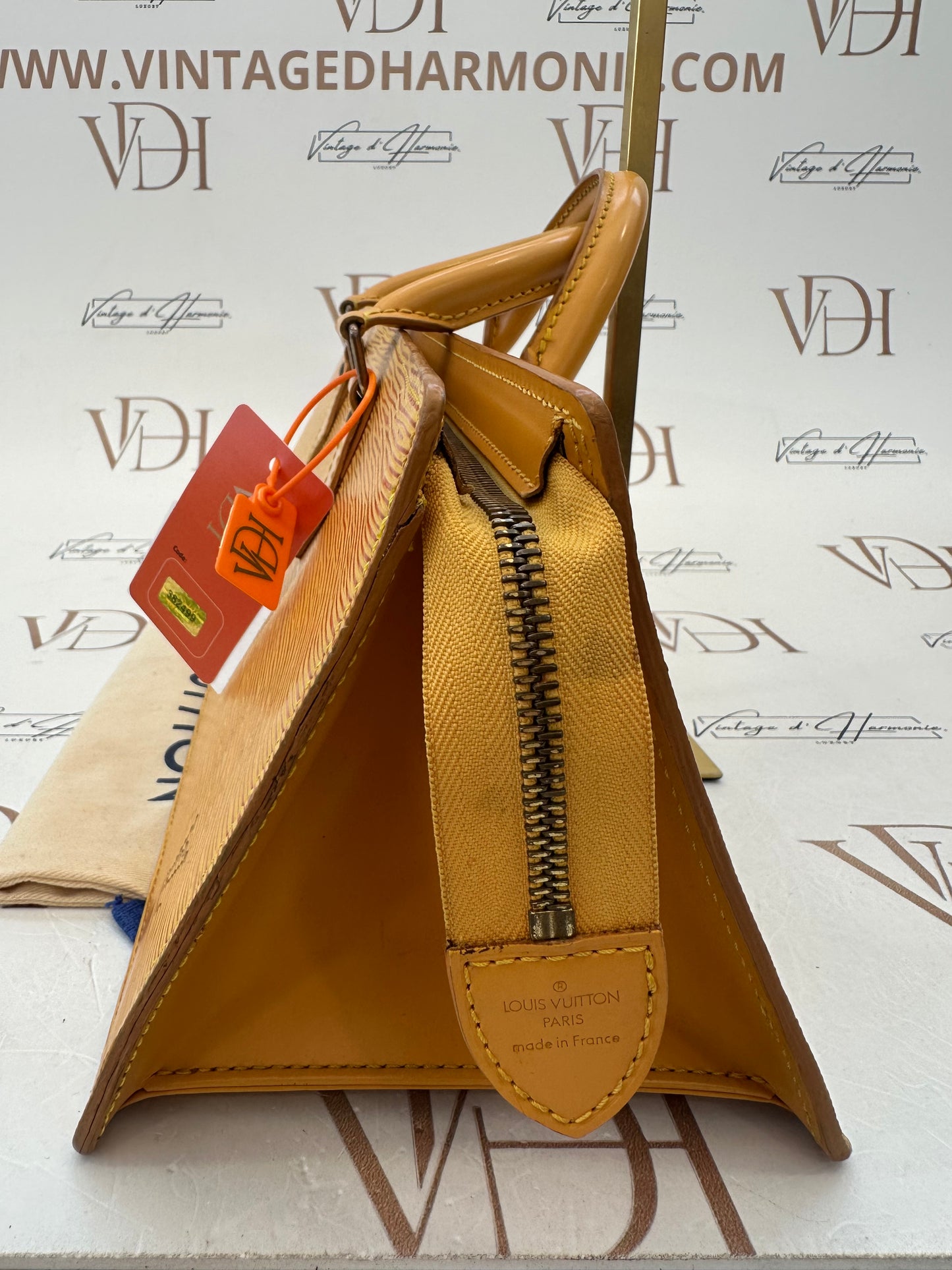 382499 - Louis Vuitton Sac Tringle