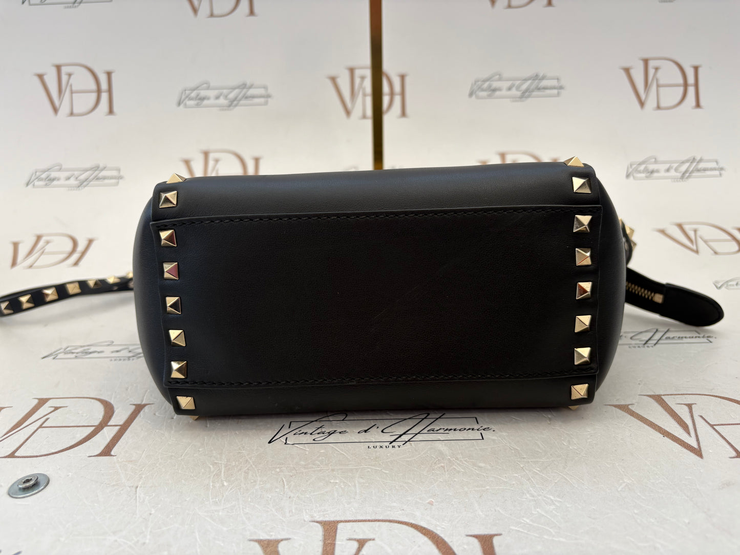 383885 - Valentino Rockstud