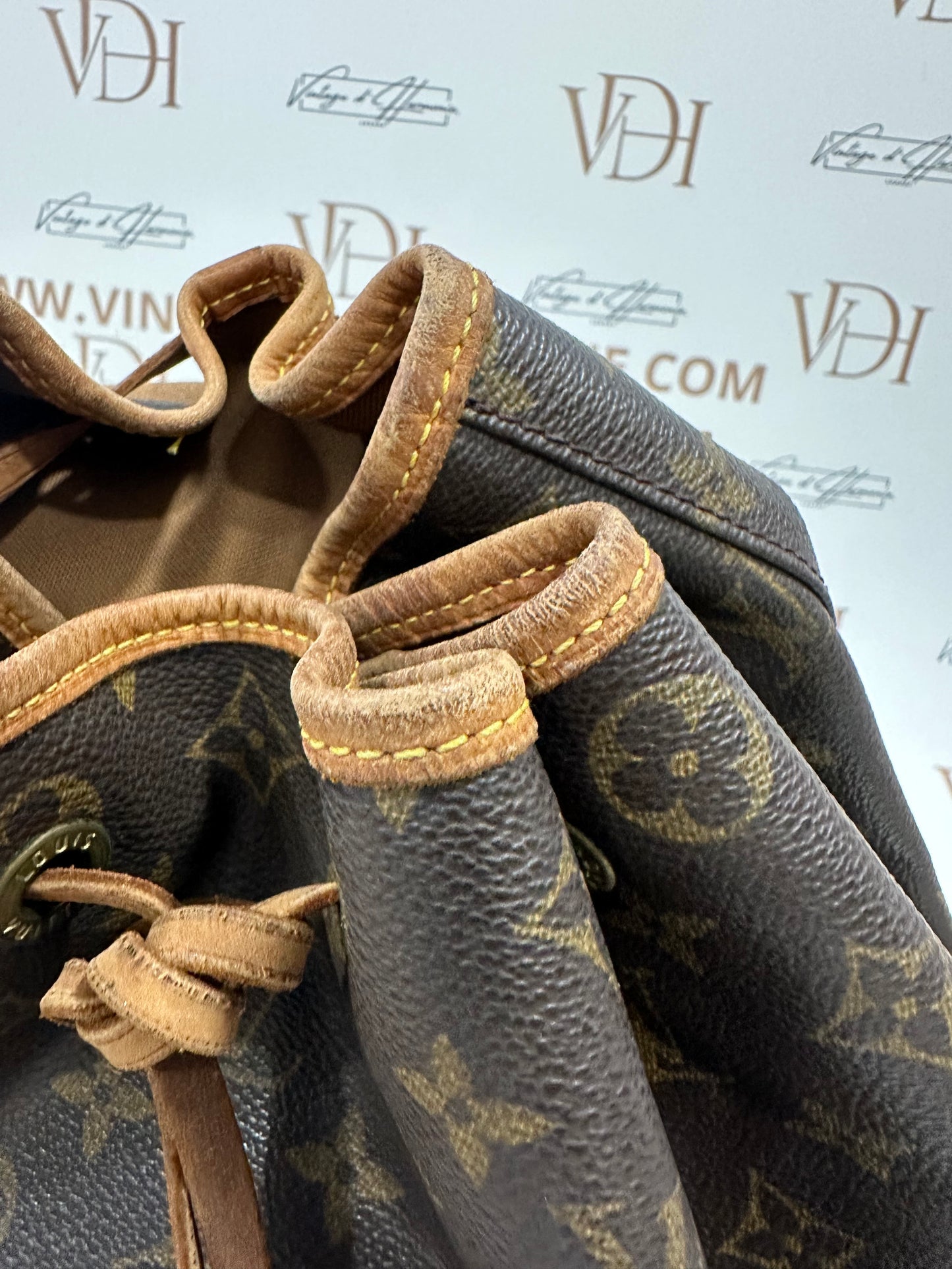 017793 - Louis Vuitton Montsouris GM