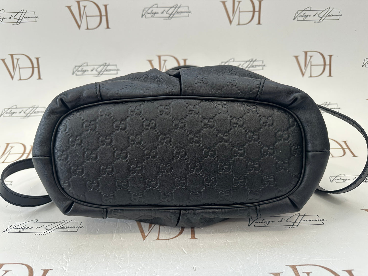 382556 - Gucci Sukey