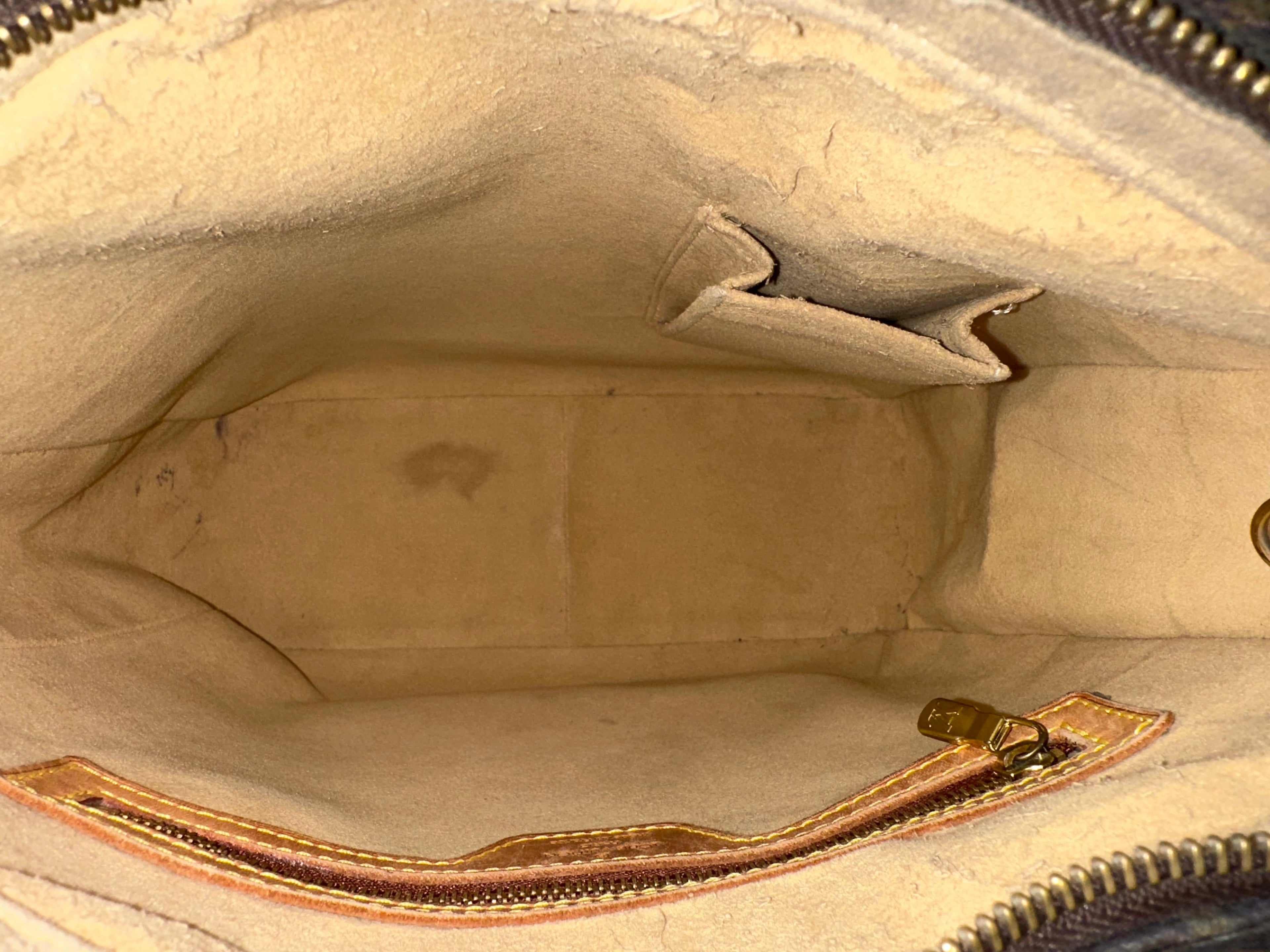 Louis Vuitton Looping GM