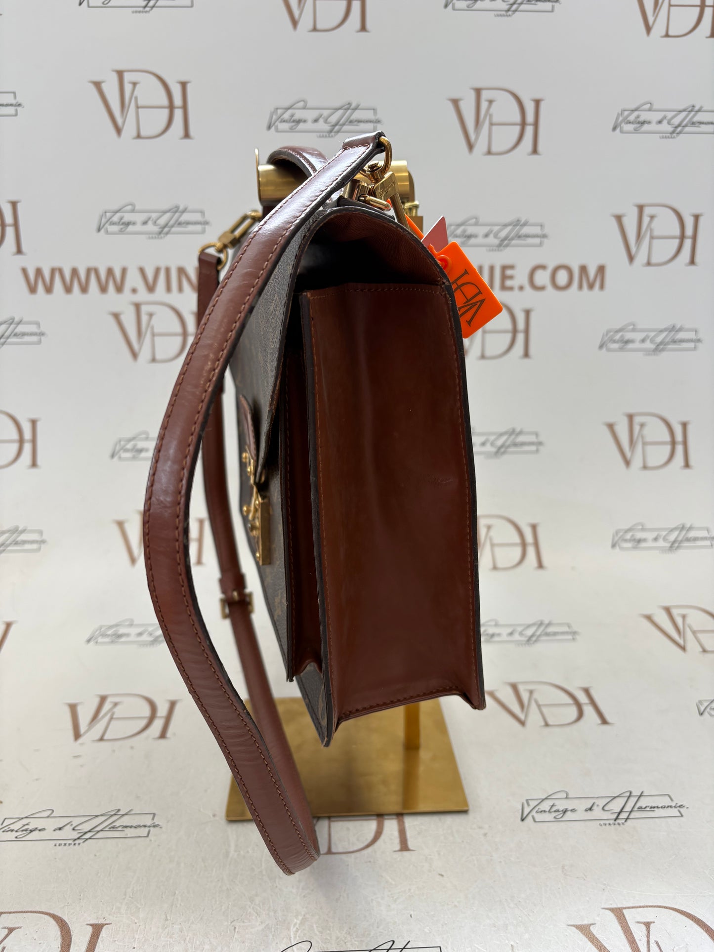 018275 - Louis Vuitton Moceau 28