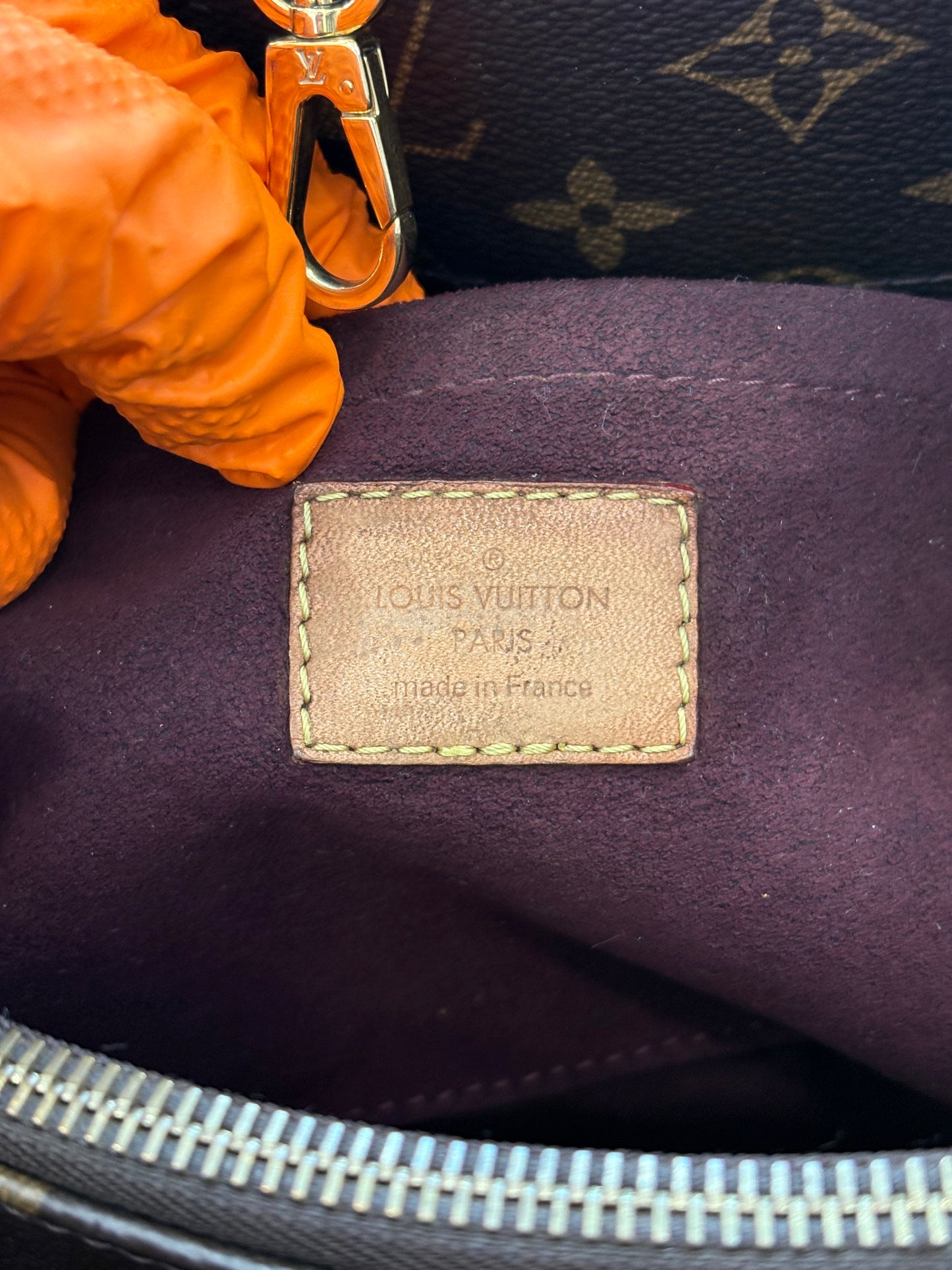 018231 - Louis Vuitton Montaigne
