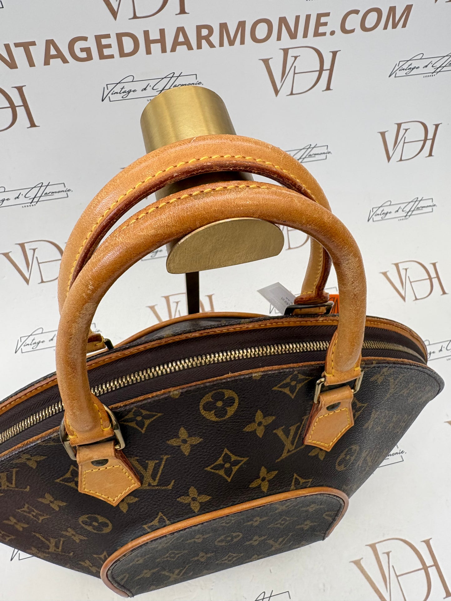 017712 - Louis Vuitton Ellipse MM