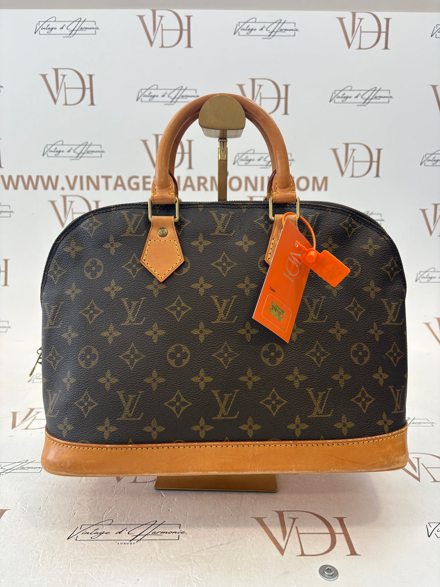 018111 - Louis Vuitton Alma