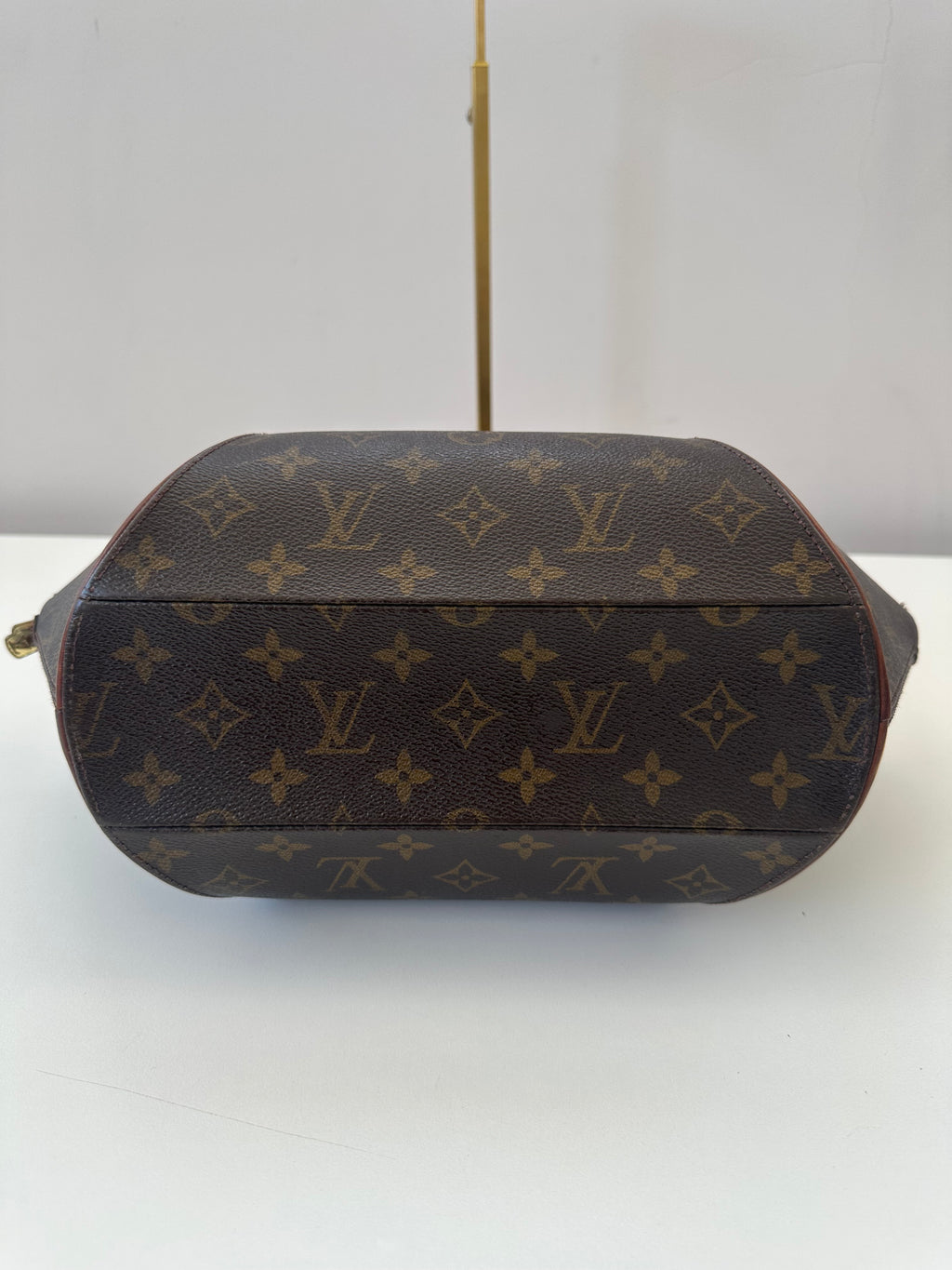 Louis Vuitton Ellipse MM