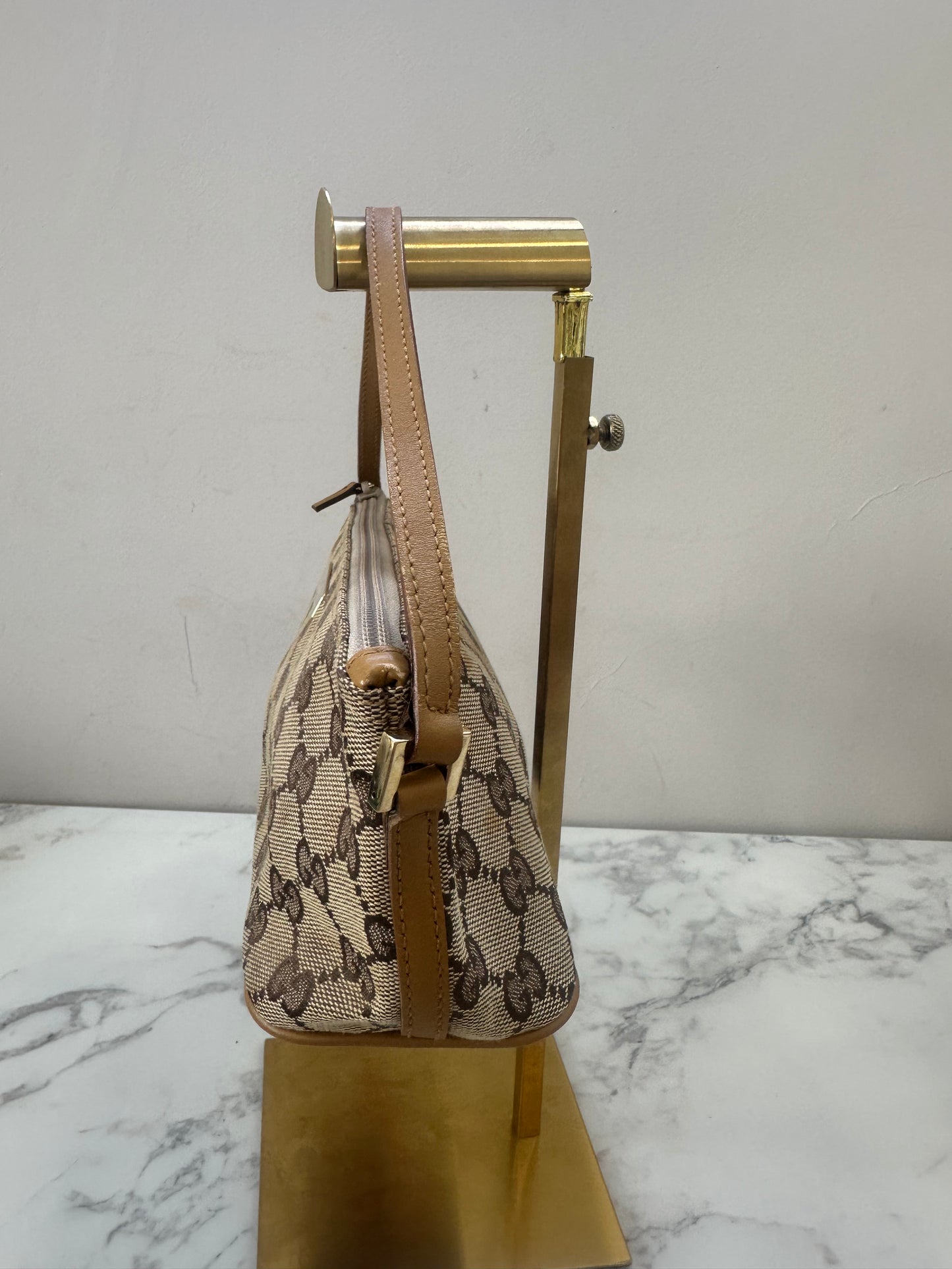 Gucci Pochette GG