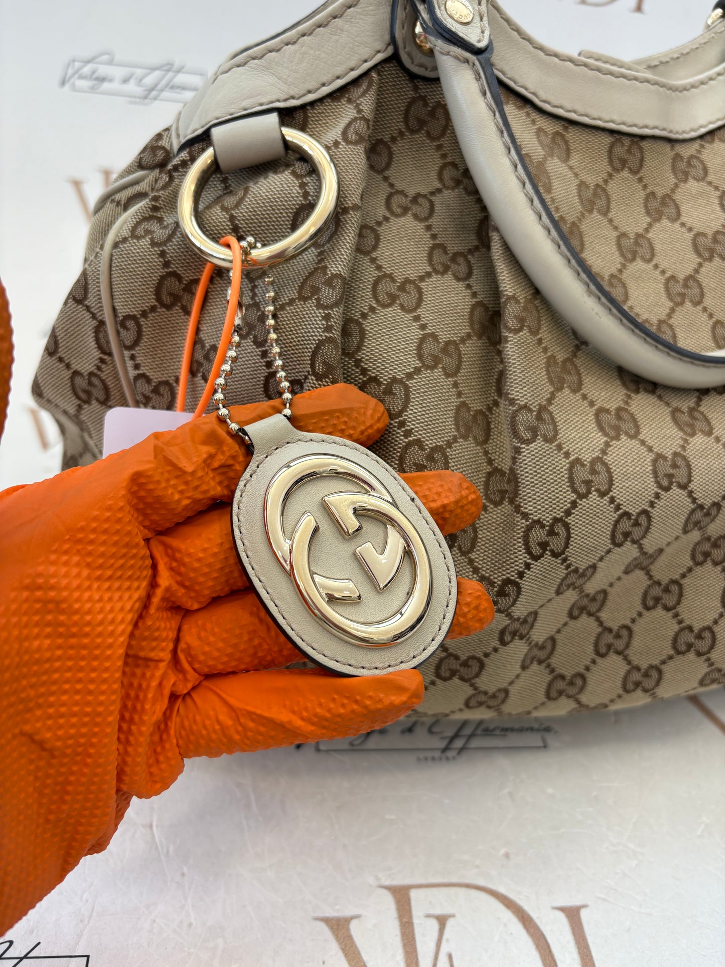 383434 - Gucci Sukey