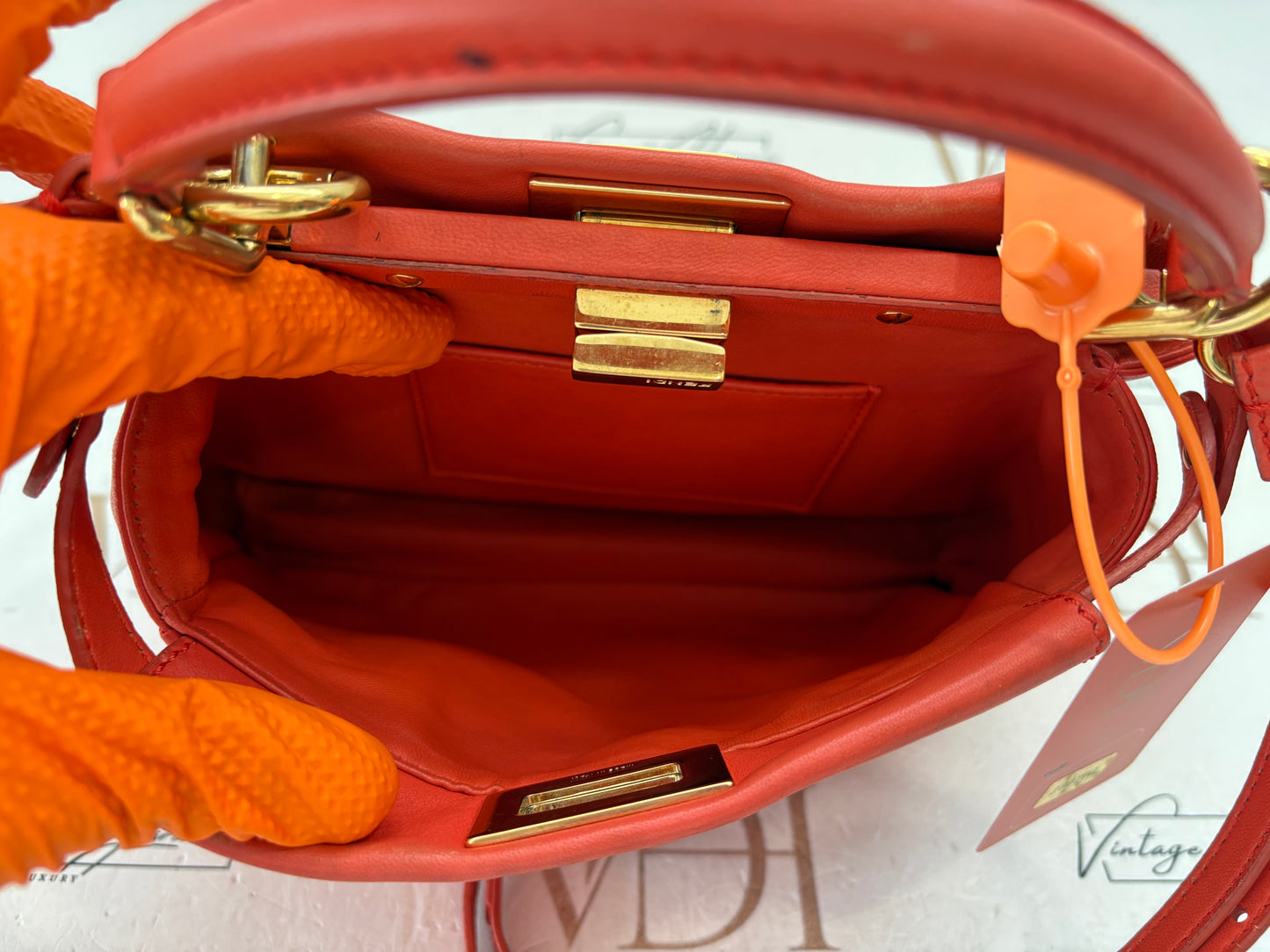 200772 - Fendi Peekaboo