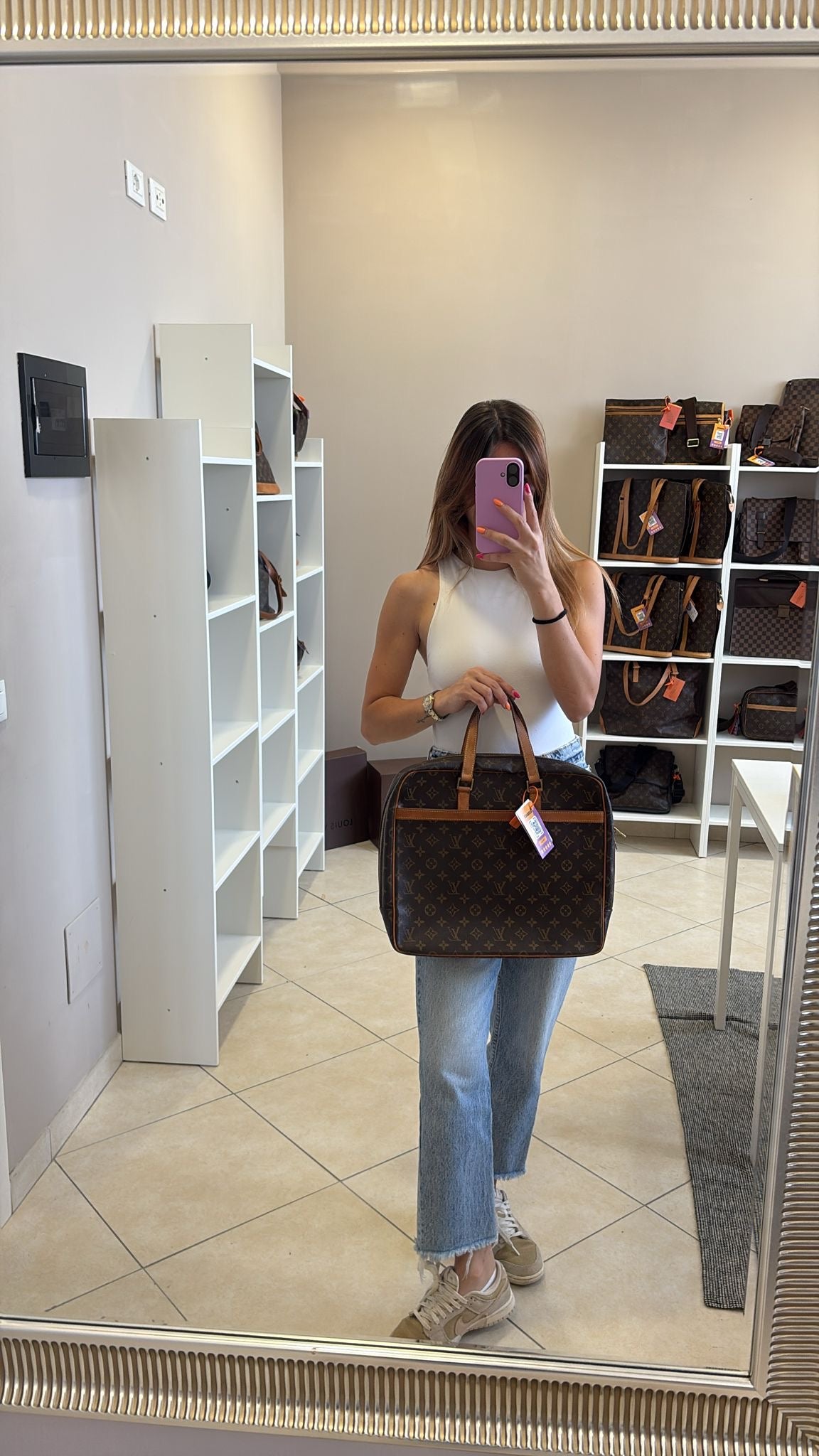 Louis Vuitton Pegase