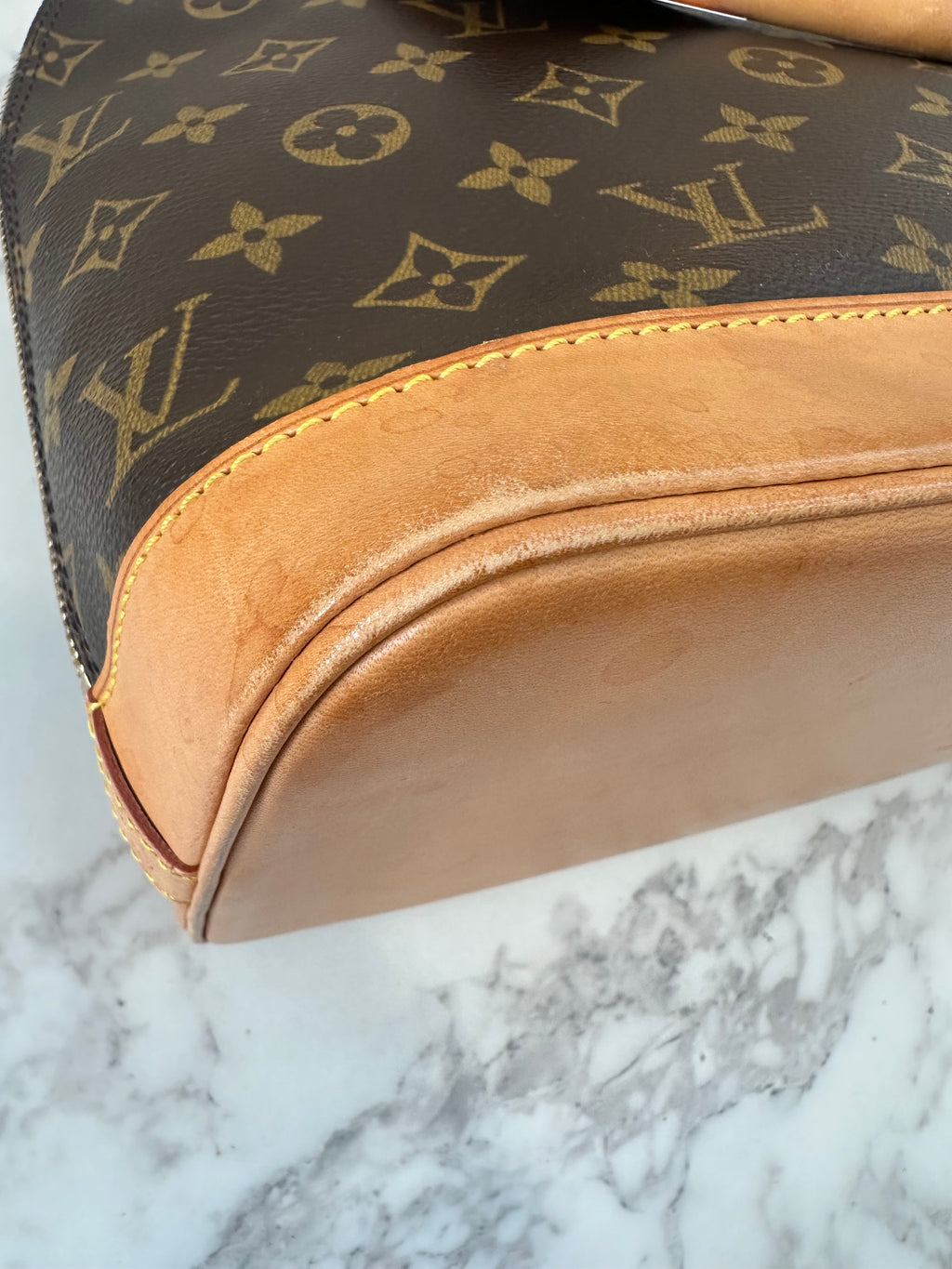 Louis Vuitton Alma