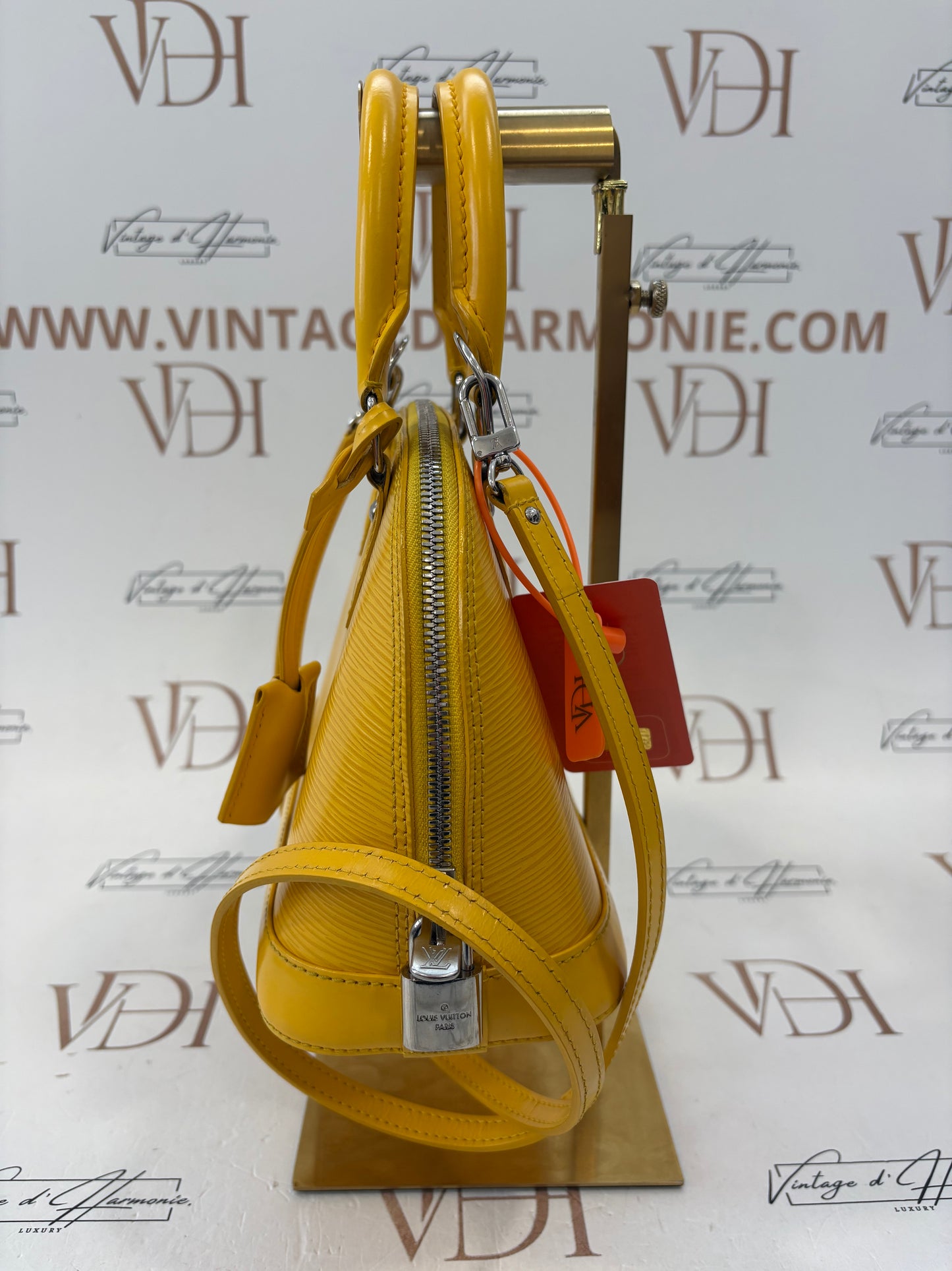 383692 - Louis Vuitton Alma BB Epi Yellow