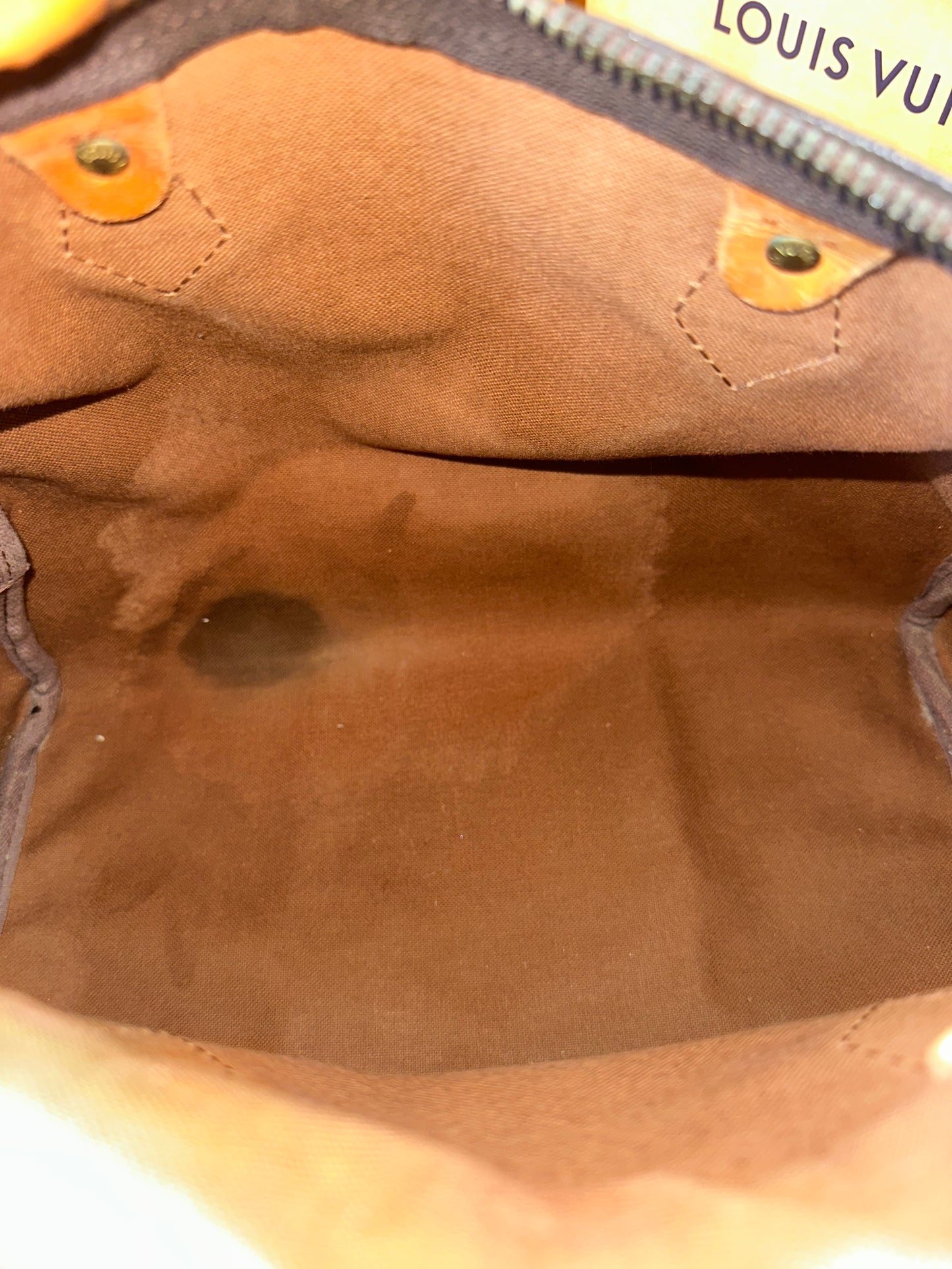 Louis Vuitton Speedy 30