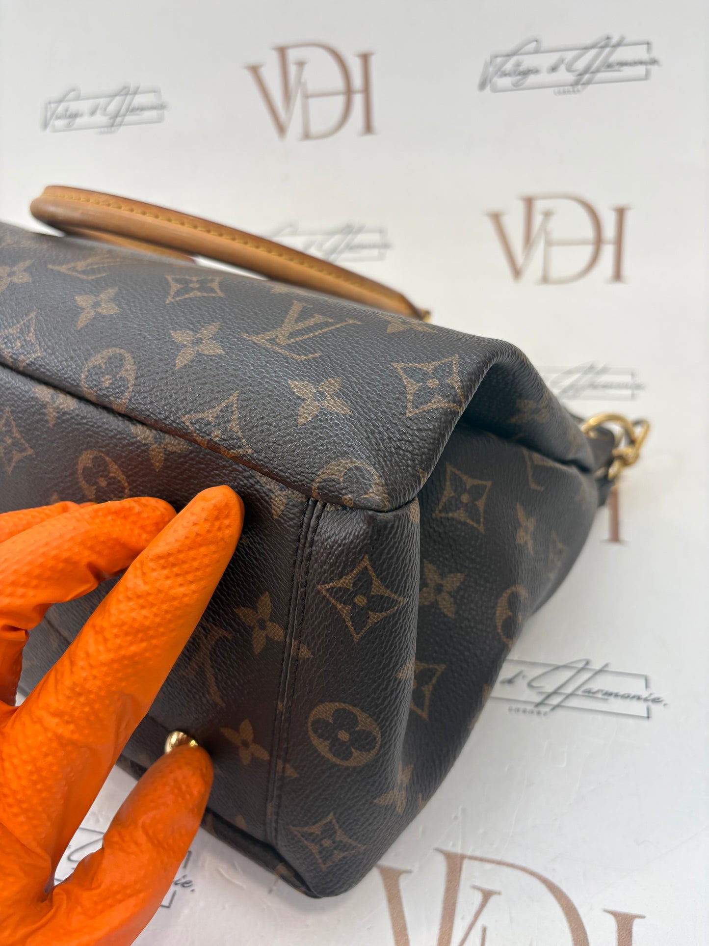 200883 - Louis Vuitton Pallas