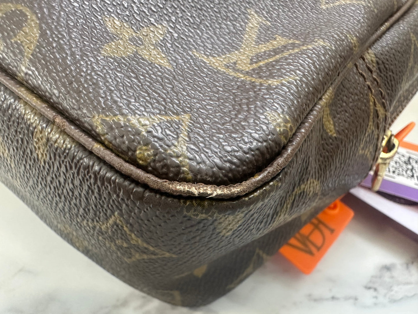 Louis Vuitton Trousse Toilette 28