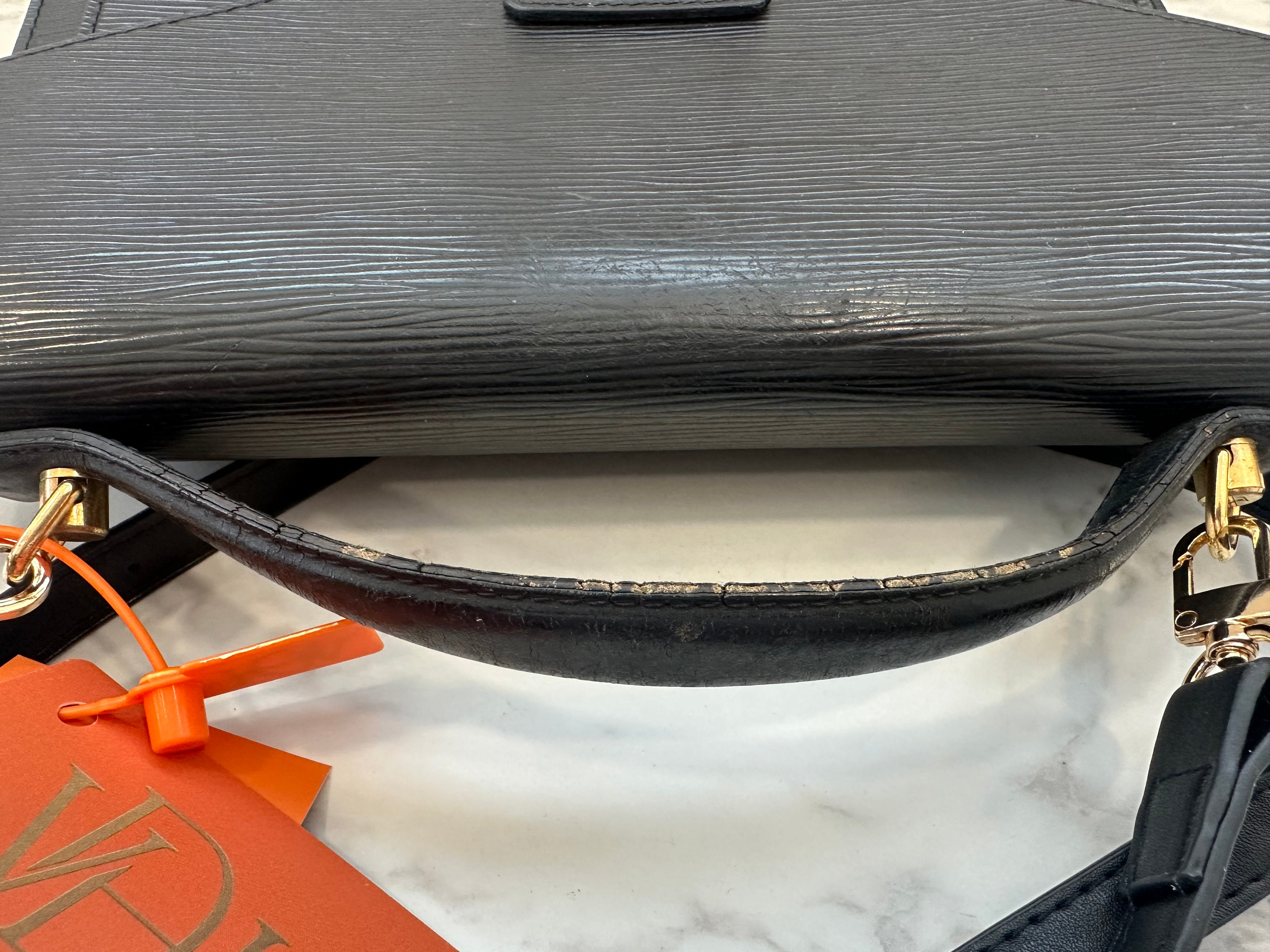 Louis Vuitton Epi Black Monceau 28