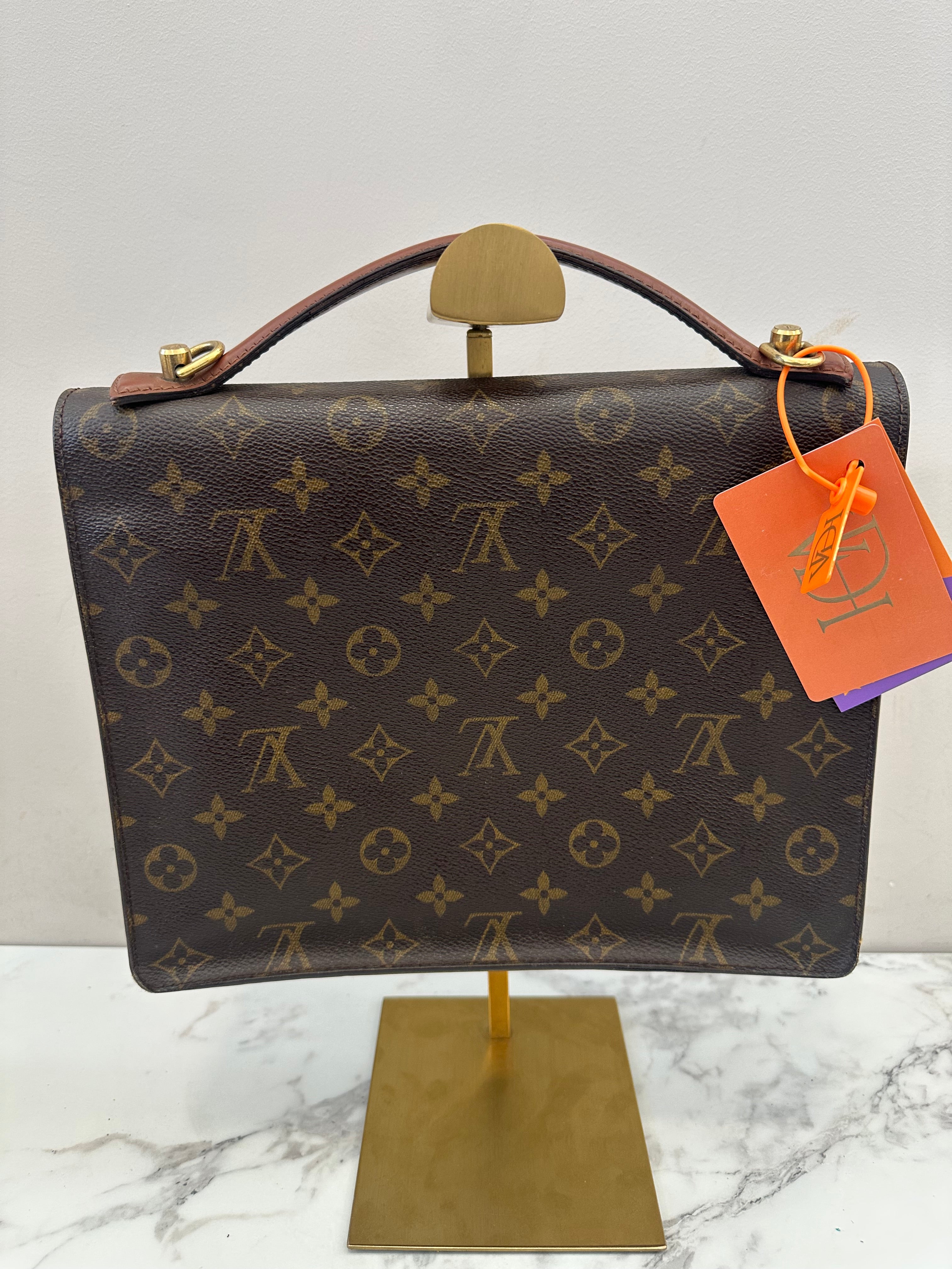 Louis Vuitton Monceau 28