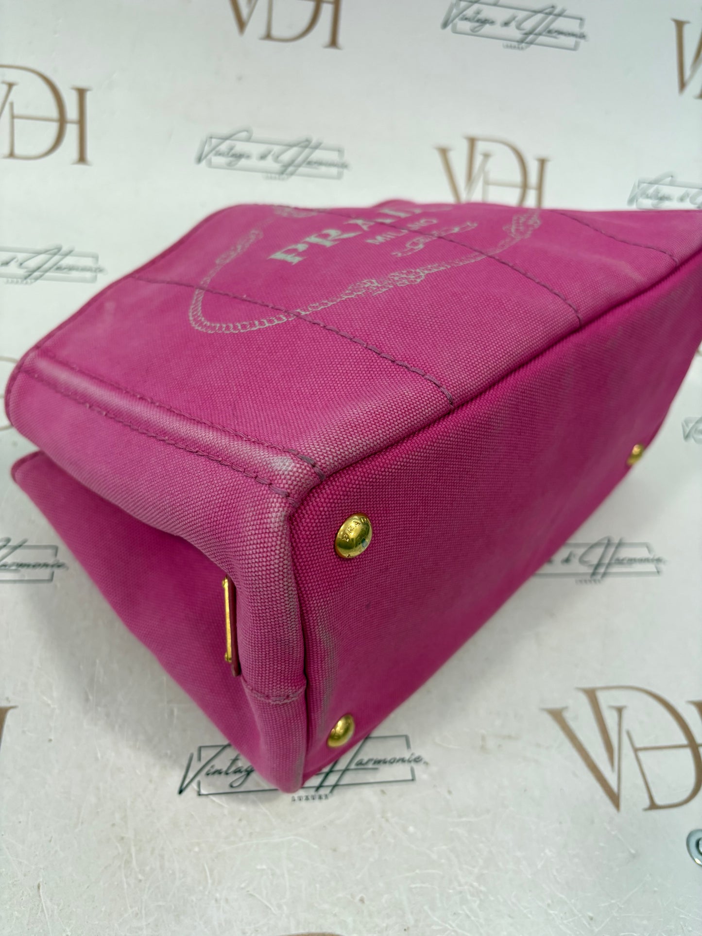 018335 - Prada Canapa