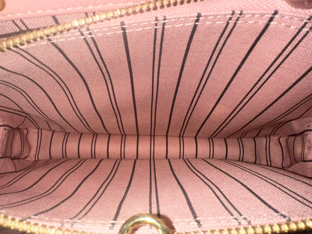 Louis Vuitton Montaigne Pink