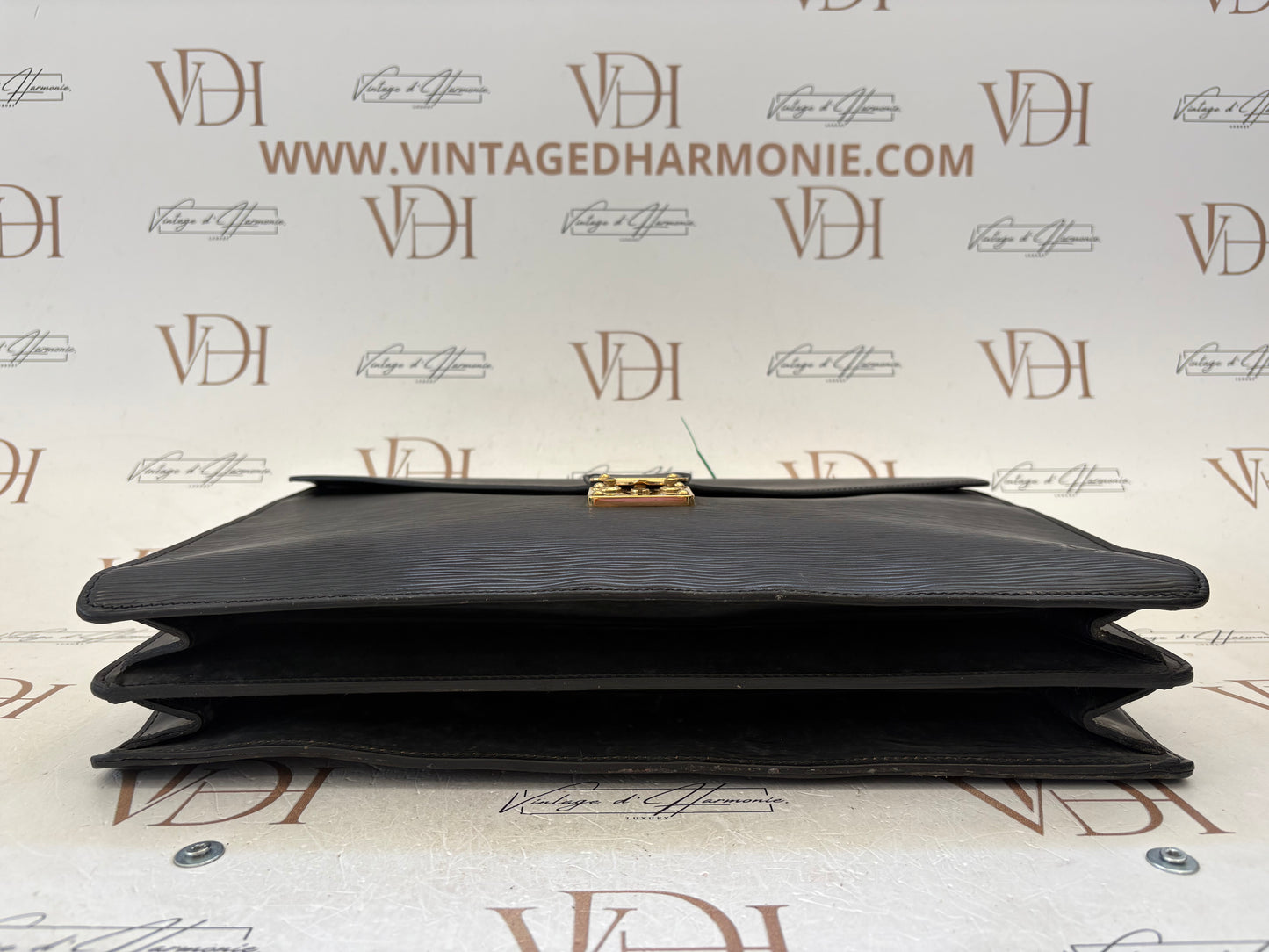 017121 - Louis Vuitton Conseiller
