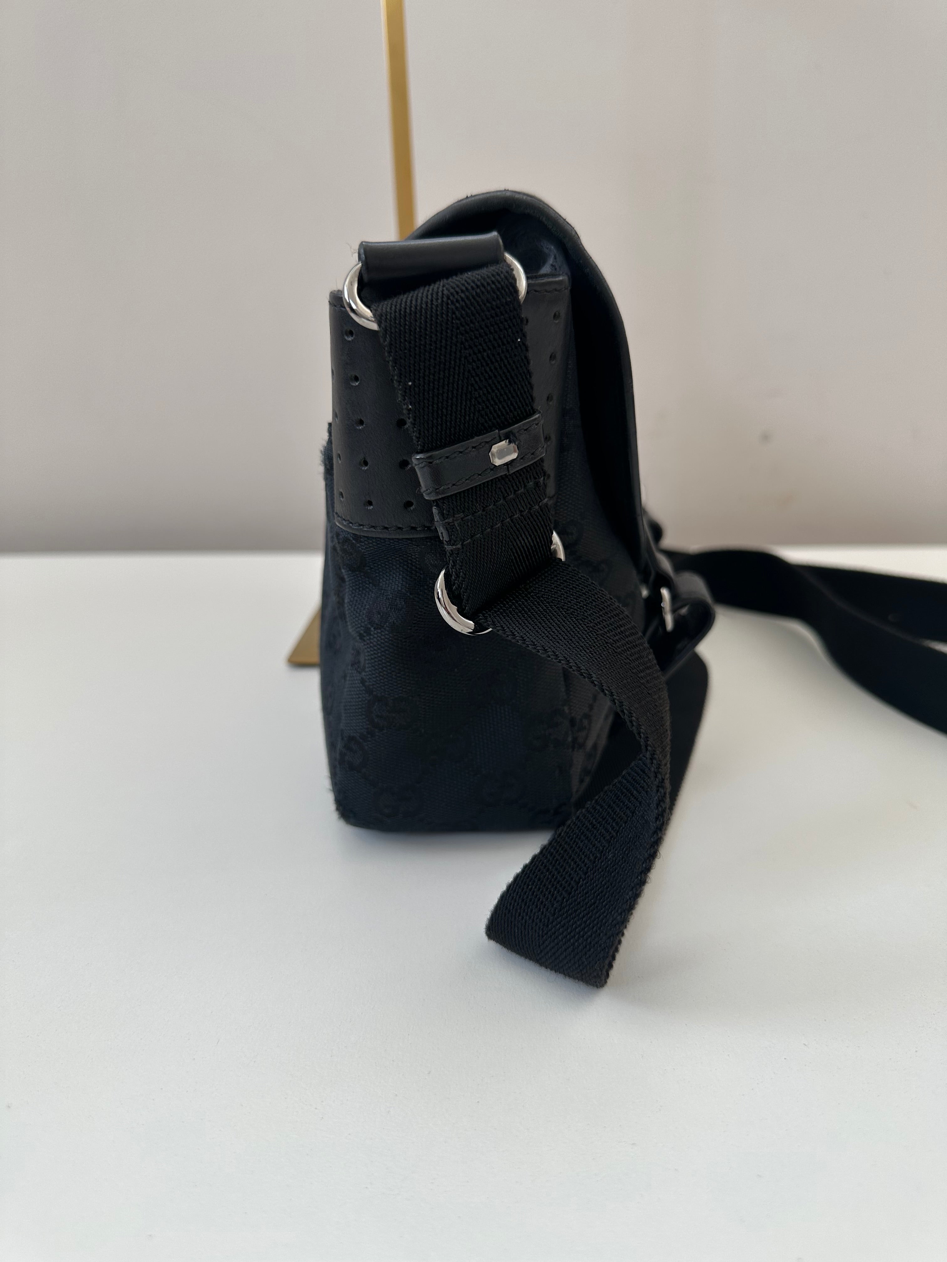 Gucci Messenger Black