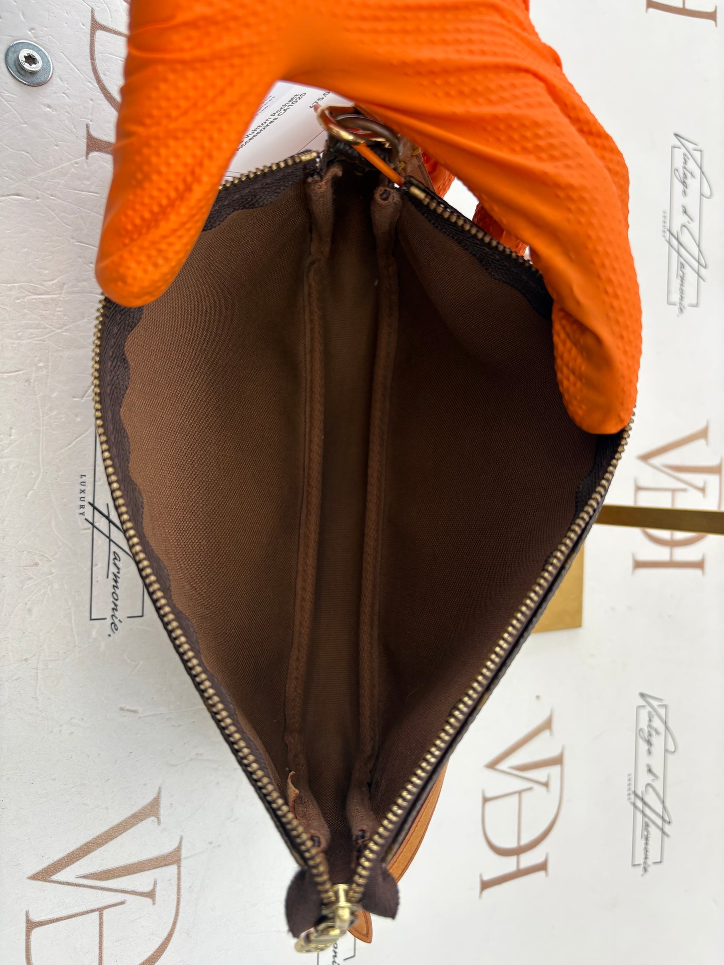 018965 - Louis Vuitton Pochette Accessoires