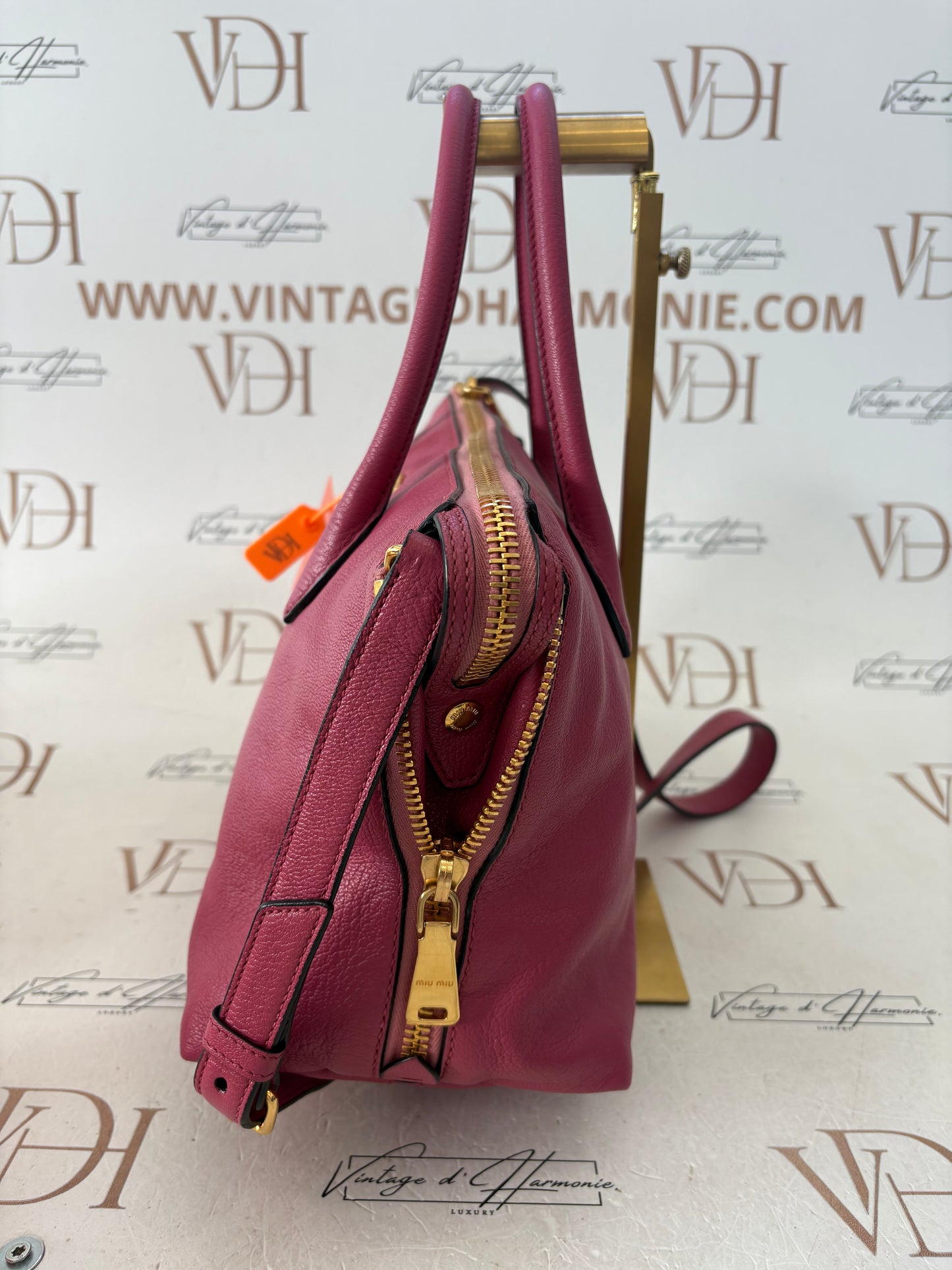 384308 - Miu Miu