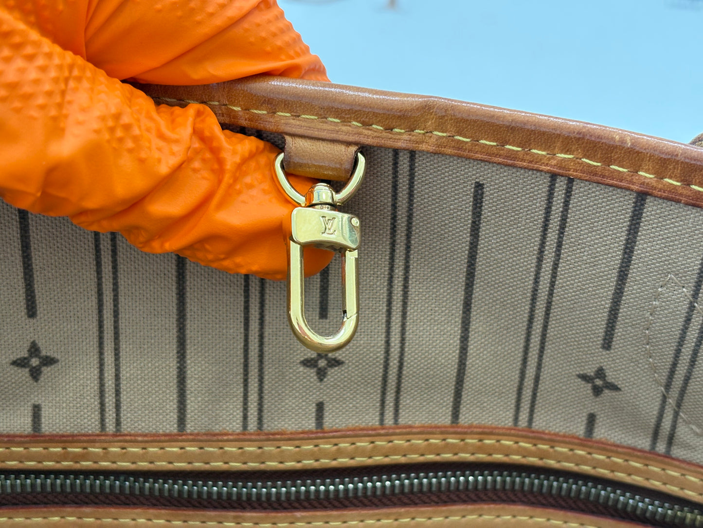 018658 - Louis Vuitton Neverfull PM