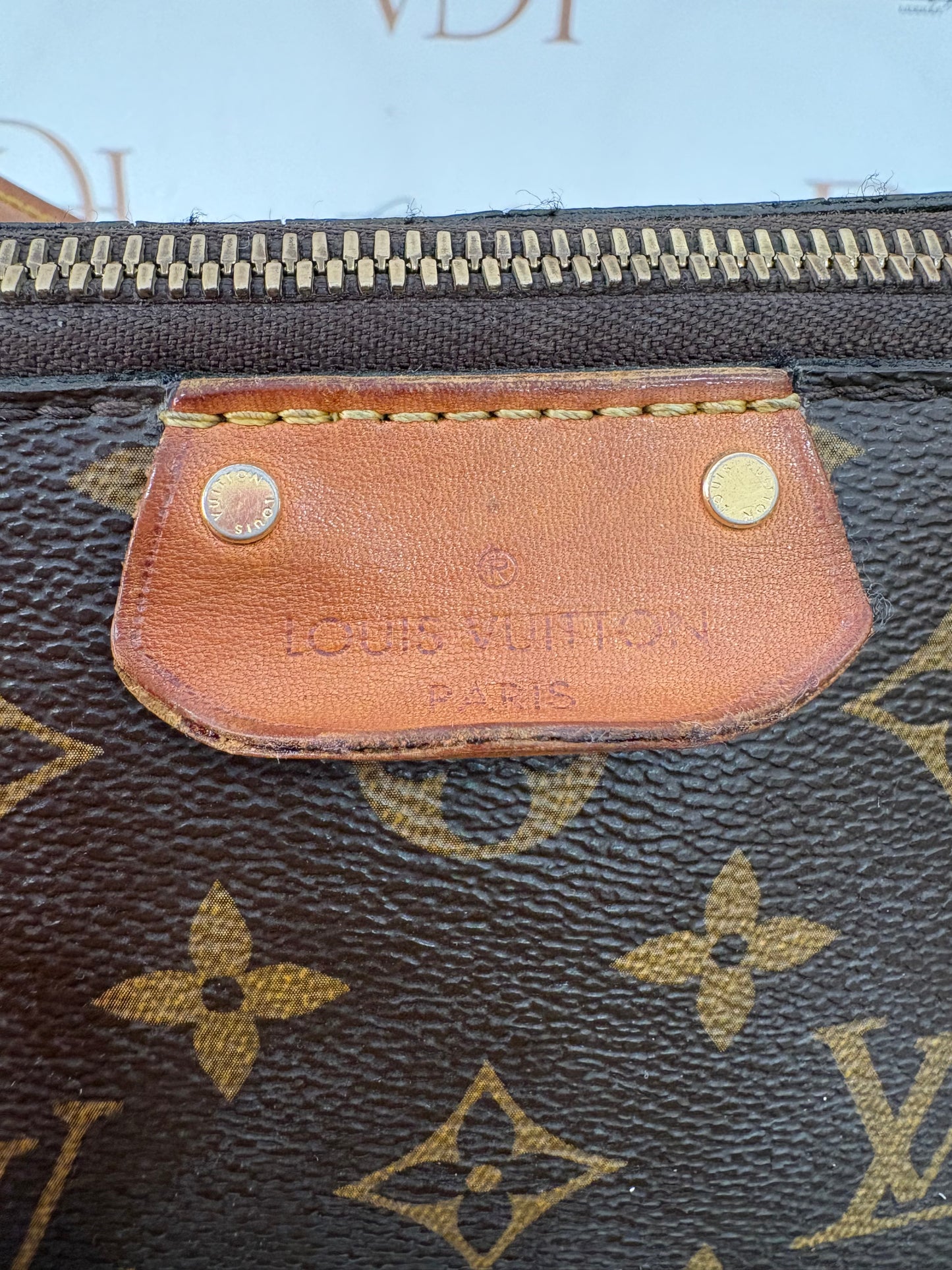 382975 - Louis Vuitton Turenne