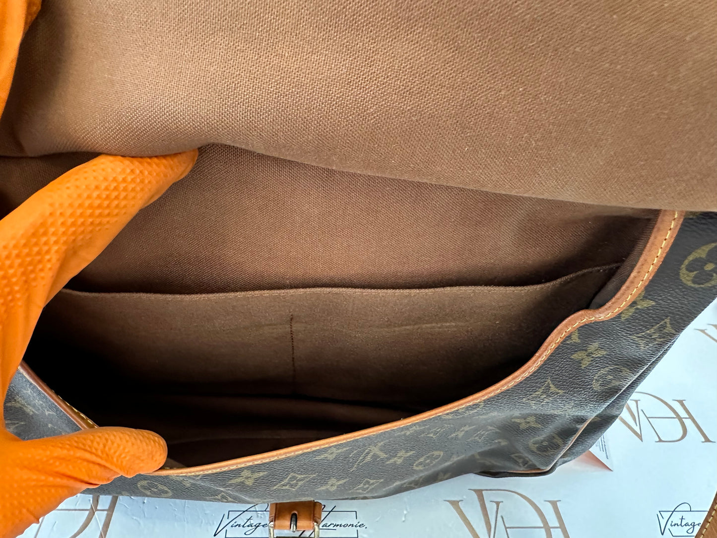 017776 - Louis Vuitton Saumur 35