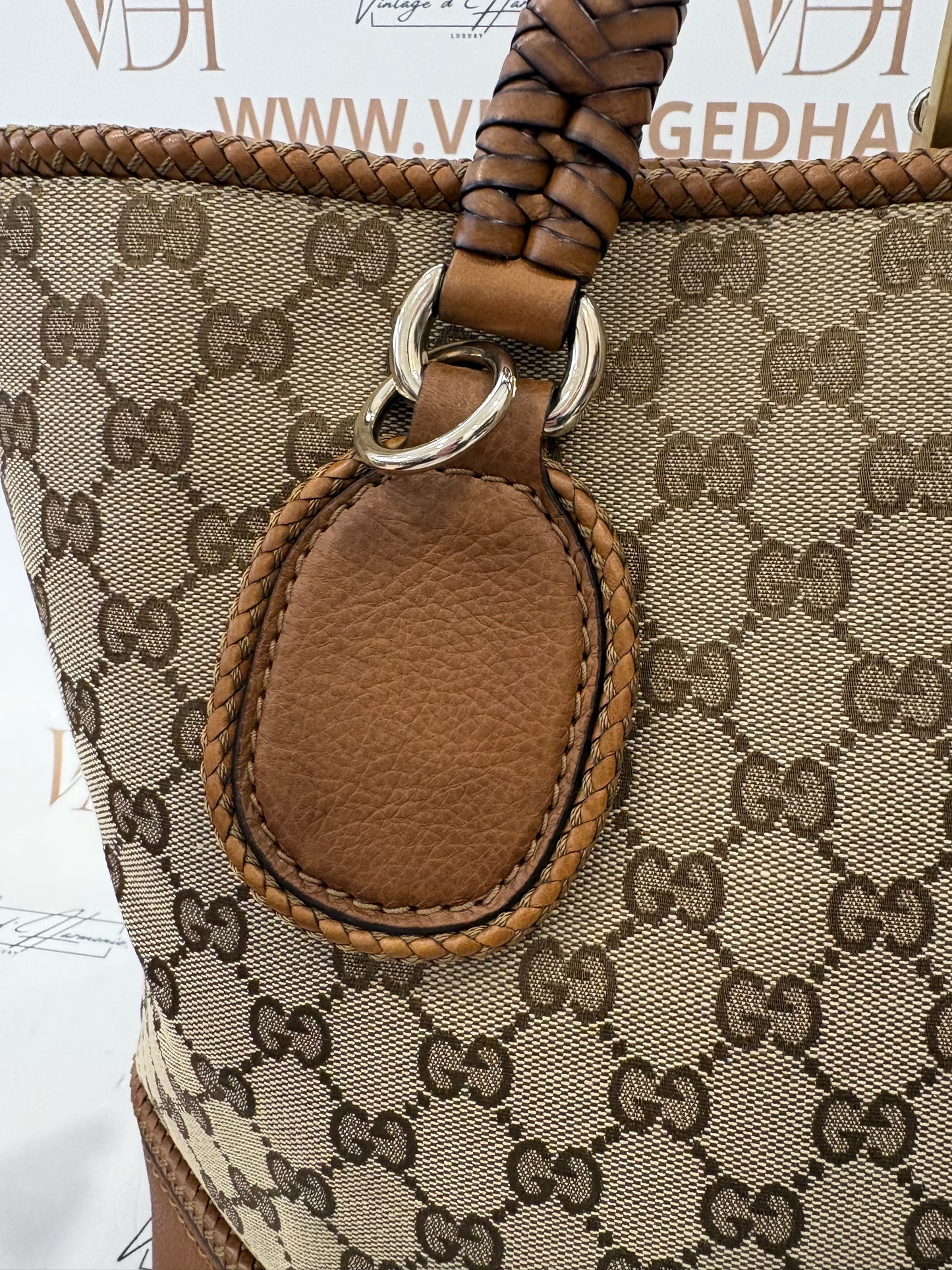 383194 - Gucci Brown