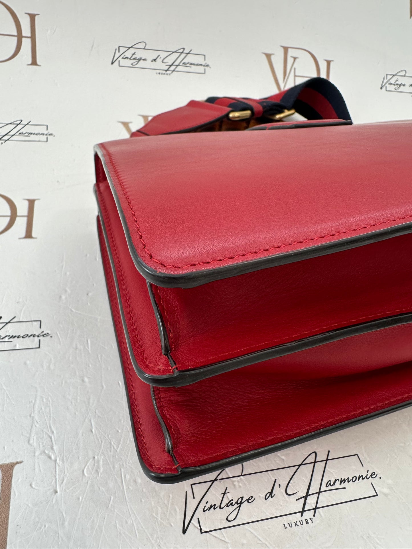 382986 - Gucci Dionysus