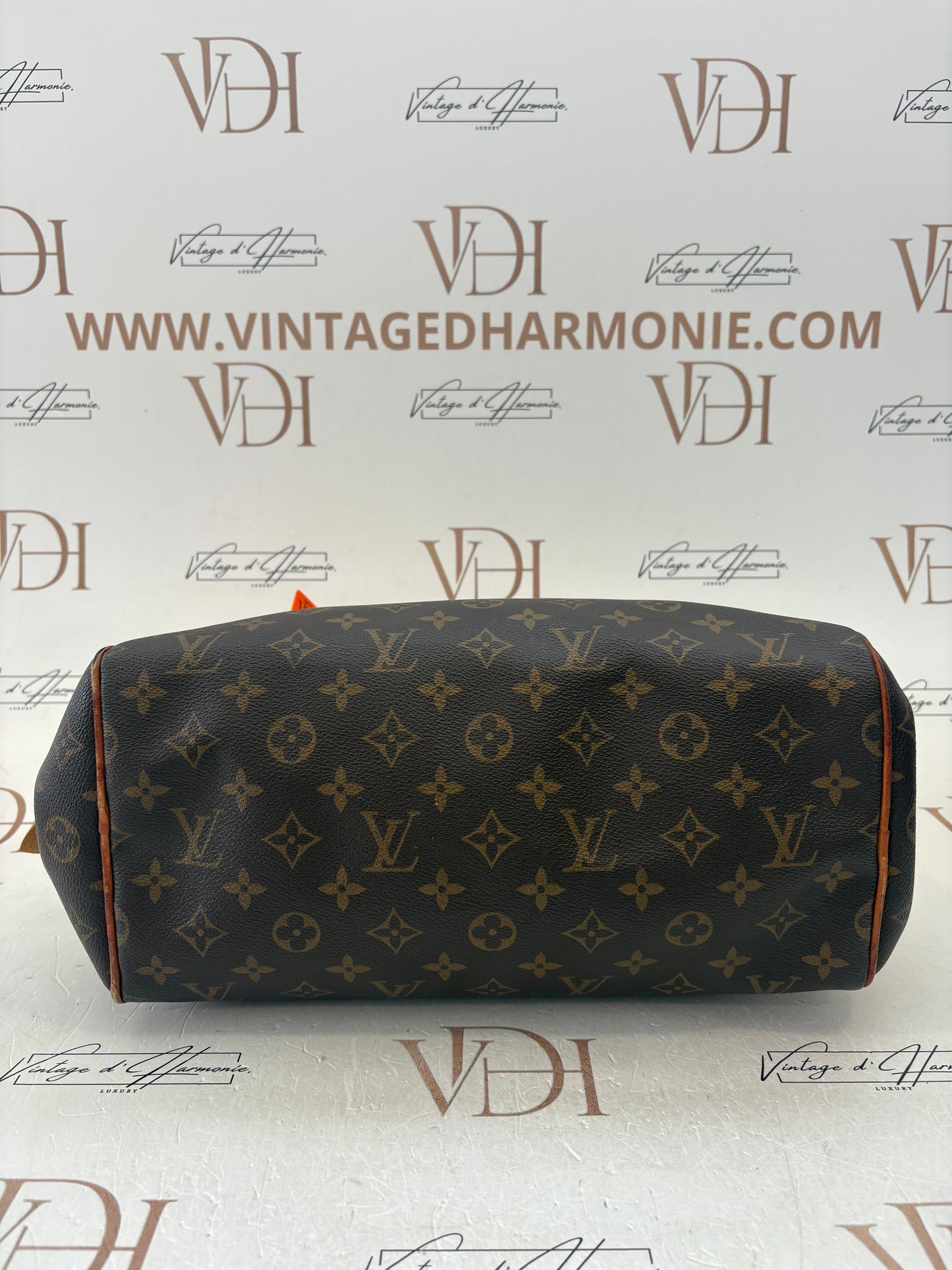 018742 - Louis Vuitton Montorgueil PM