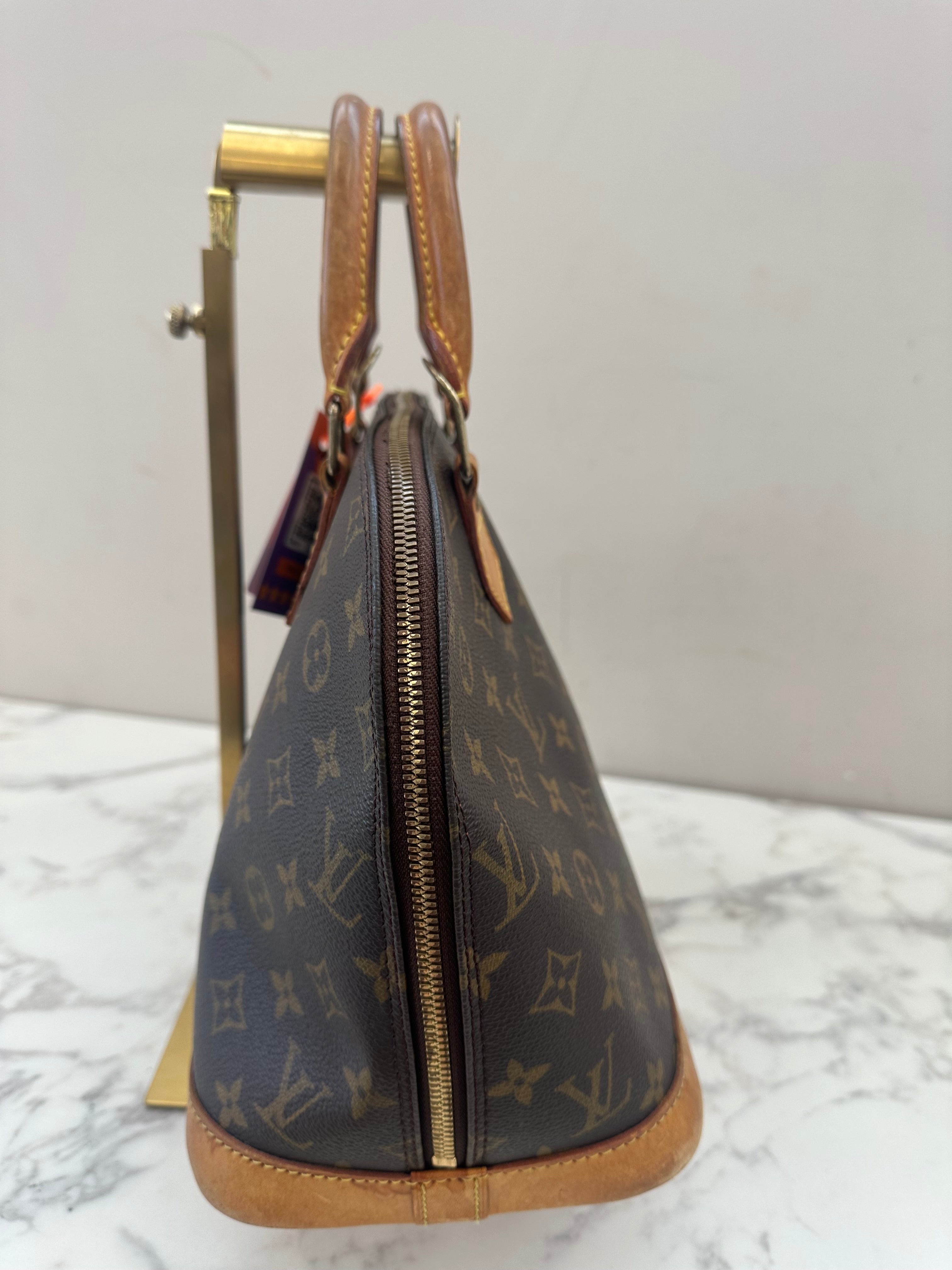 Louis Vuitton Alma