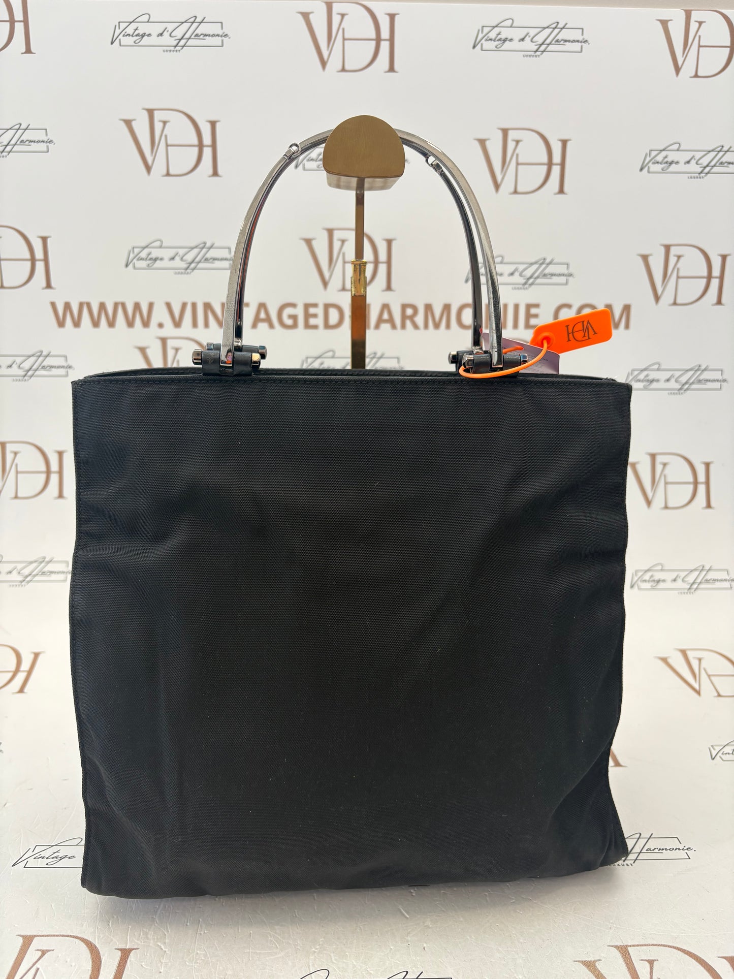 383874 - Gucci Black
