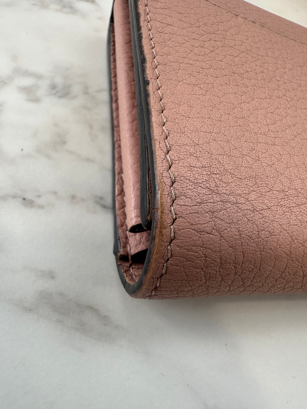 Louis Vuitton Capucines Long Wallet