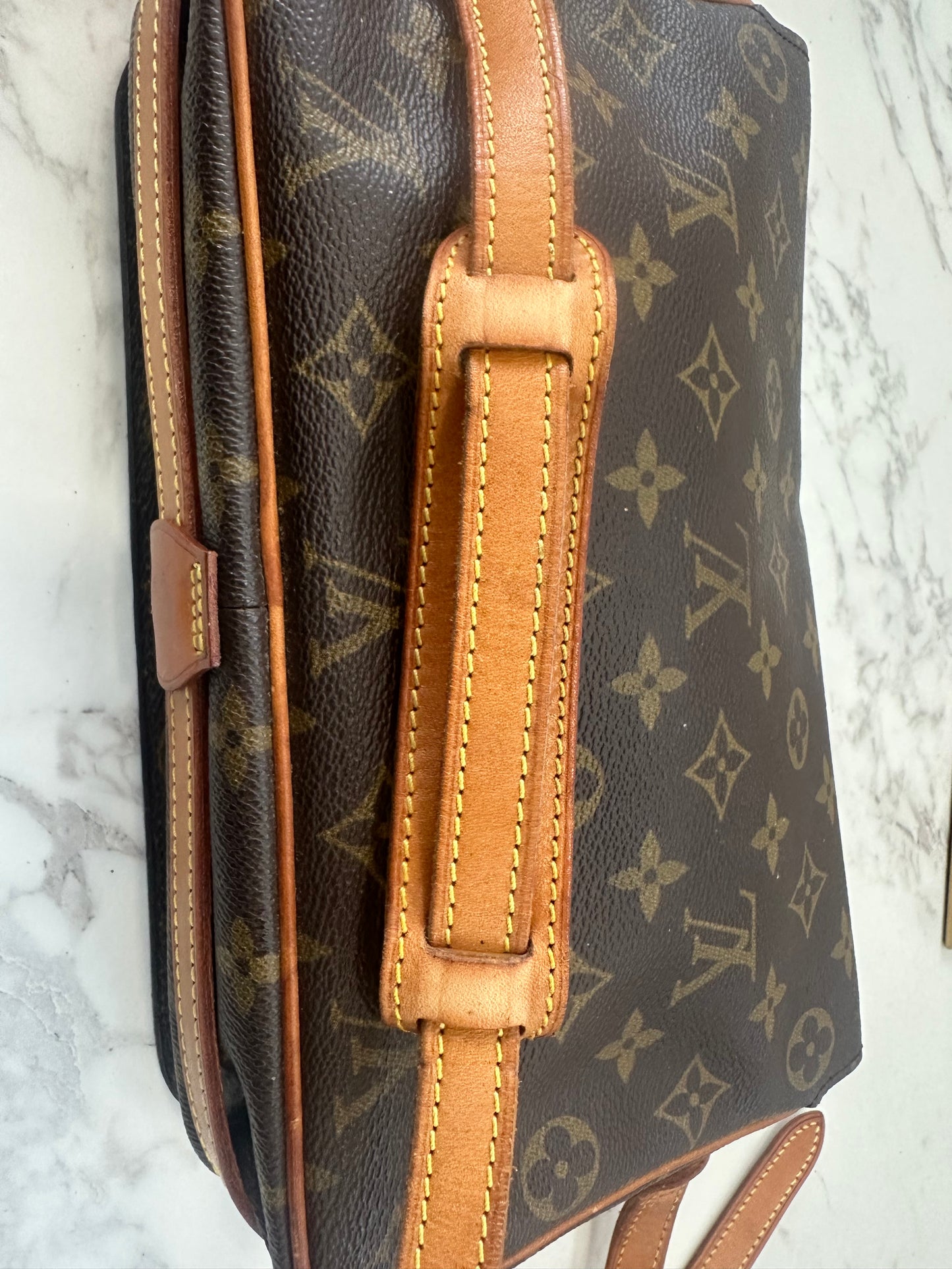 Louis Vuitton Saint German 27